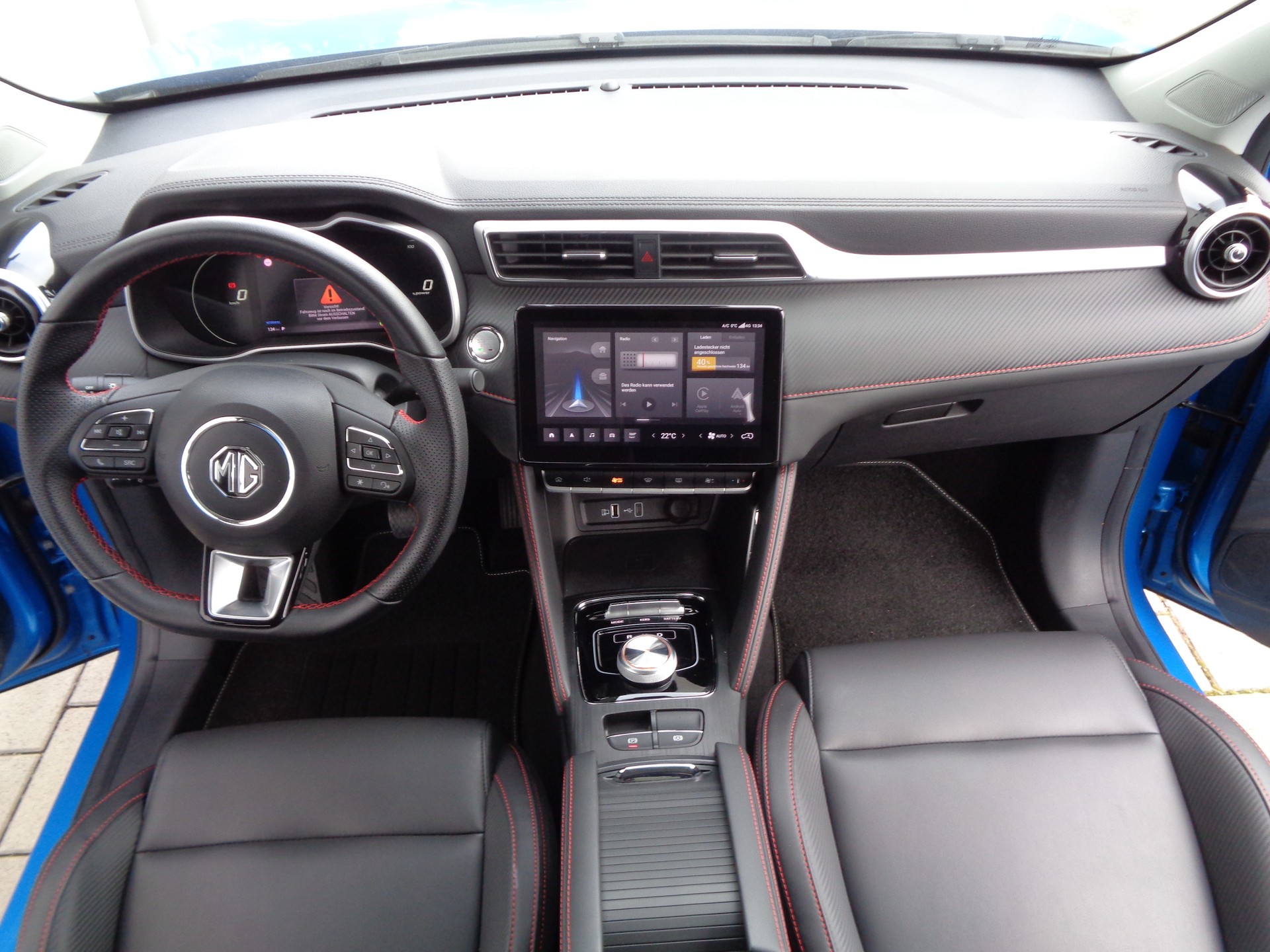 MG ZS EV 70kWh Luxury - 8