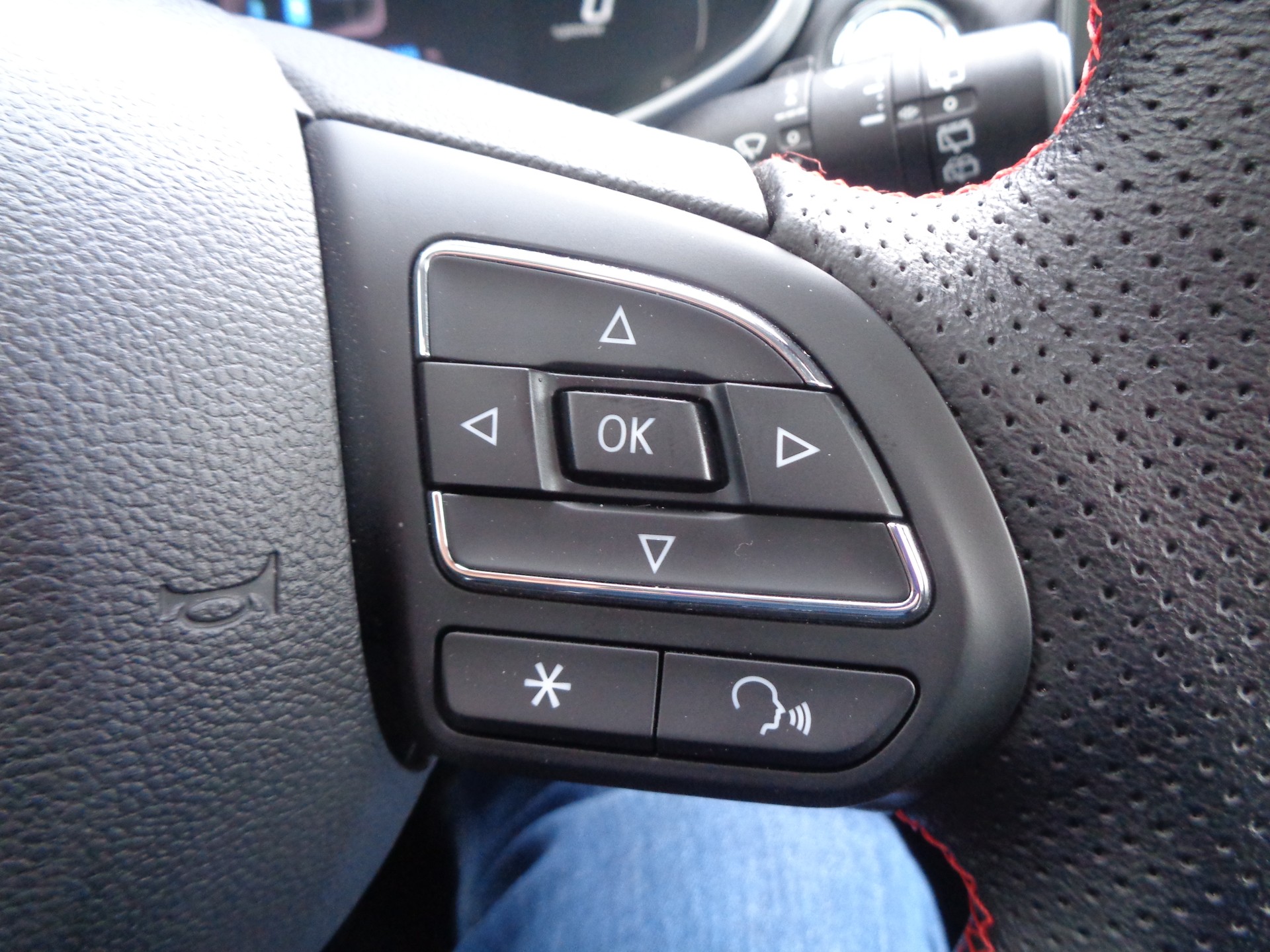 MG ZS EV 70kWh Luxury - 19