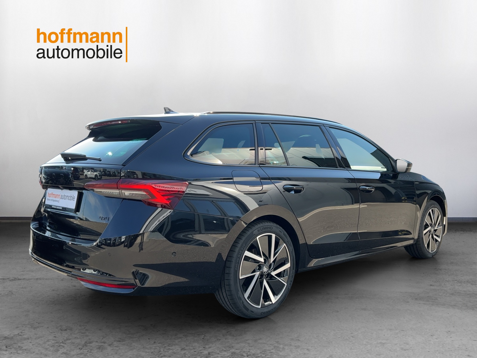 SKODA Octavia Combi 1.5 TSI mHEV DSG Sport Line - 4