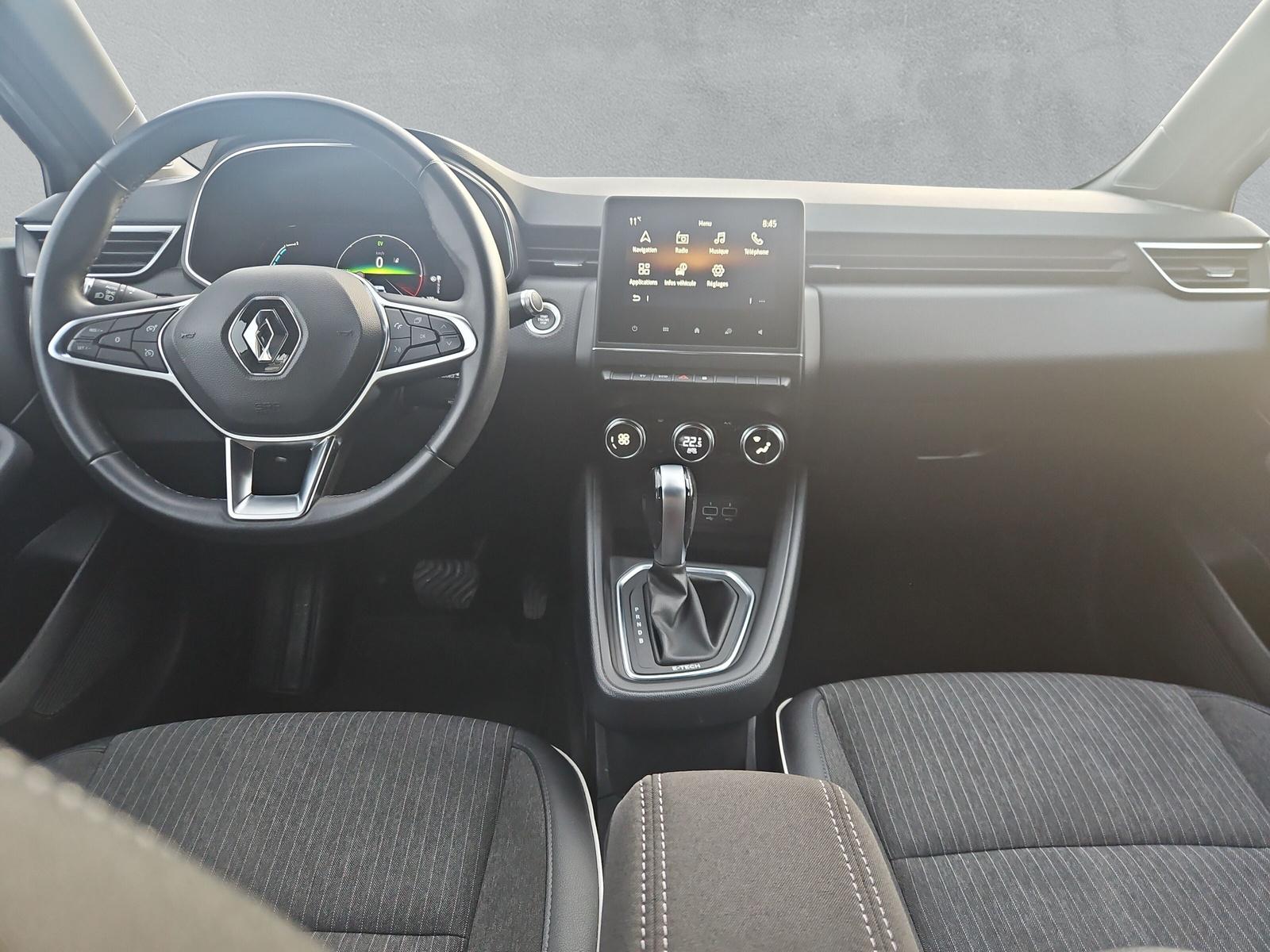 RENAULT Clio 1.6 E-Tech Intens (CH) - 13