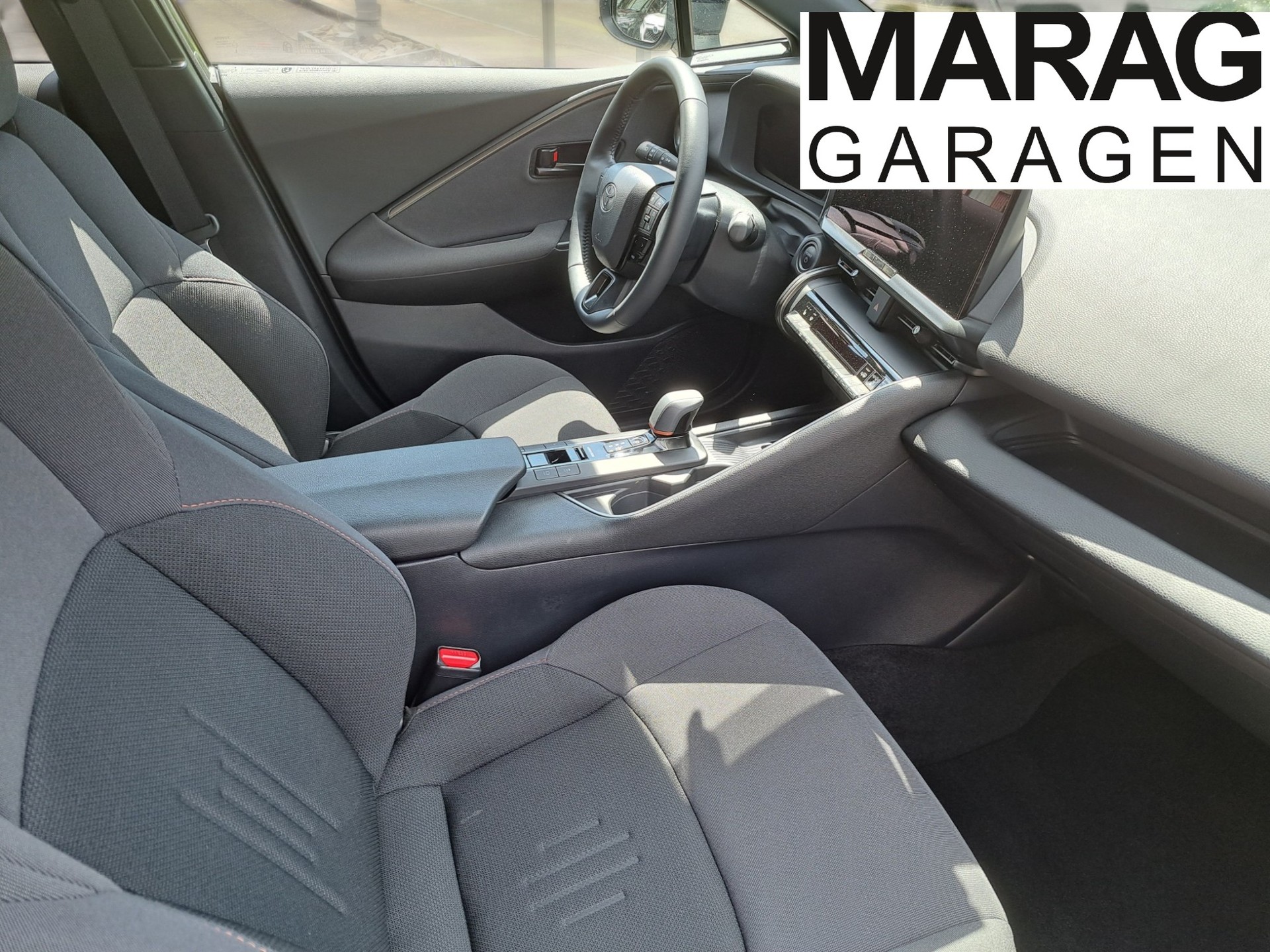 TOYOTA C-HR 2.0 PHEV CVT Swiss Edition - 5
