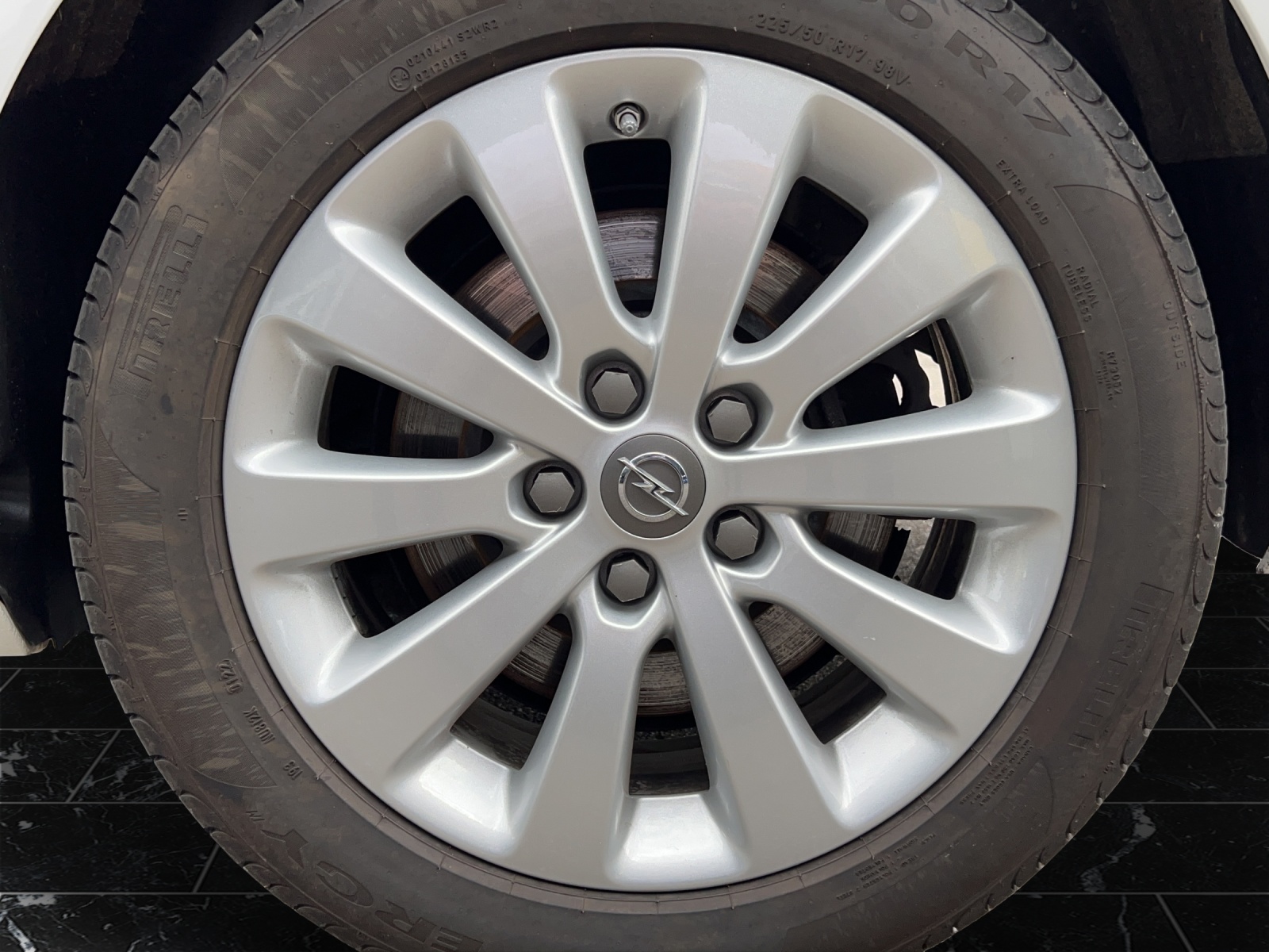 OPEL Zafira 1.6T eTEC 120 Years S/S - 11