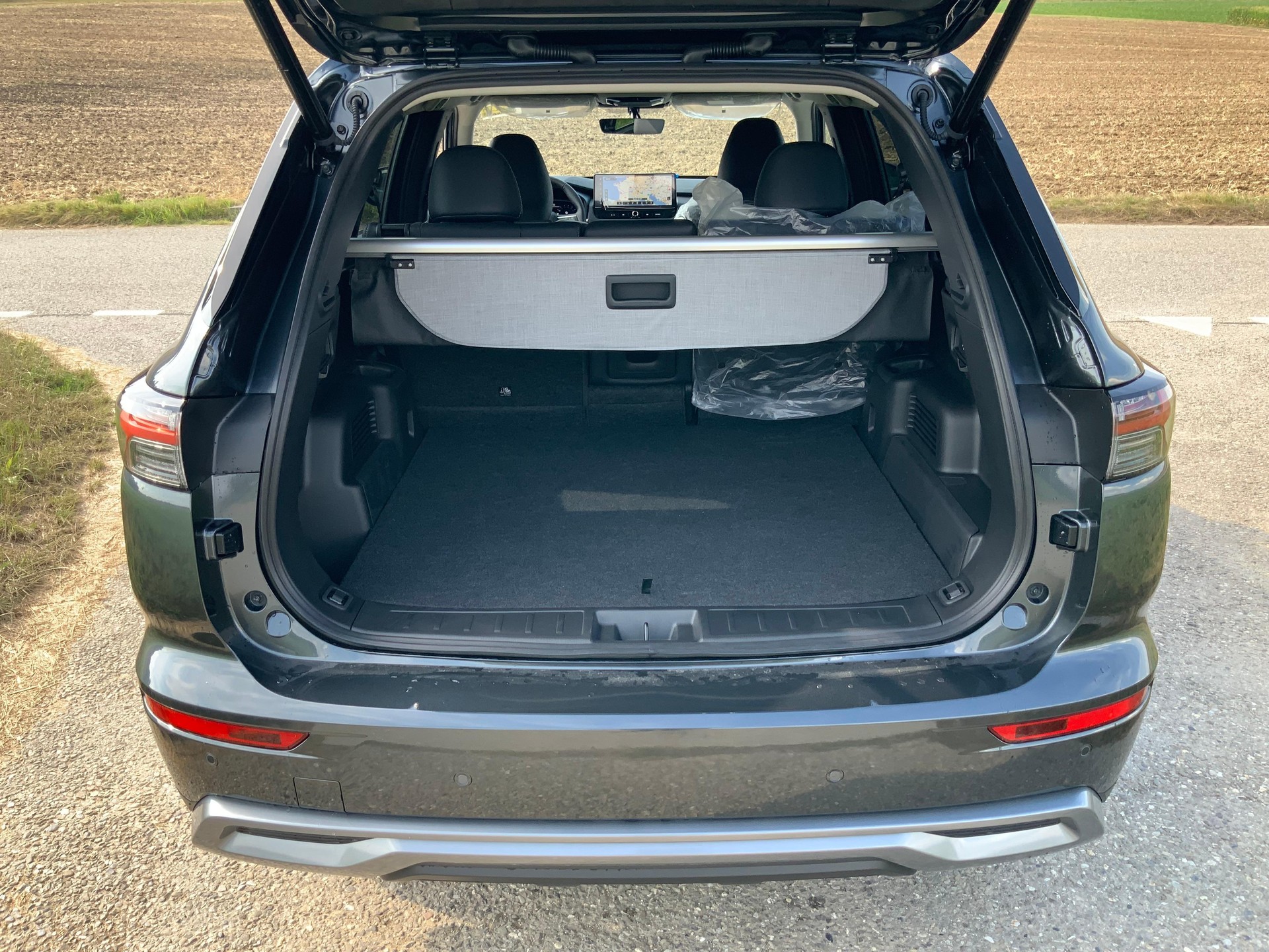 MITSUBISHI Outlander 2.4 PHEV Intense 4x4 - 14