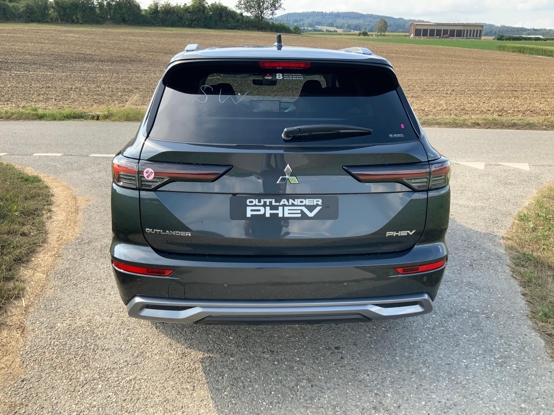 MITSUBISHI Outlander 2.4 PHEV Intense 4x4 - 5