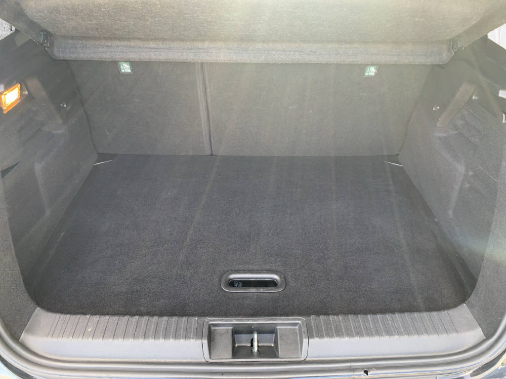 RENAULT Captur 1.6 E-Tech techno - 16