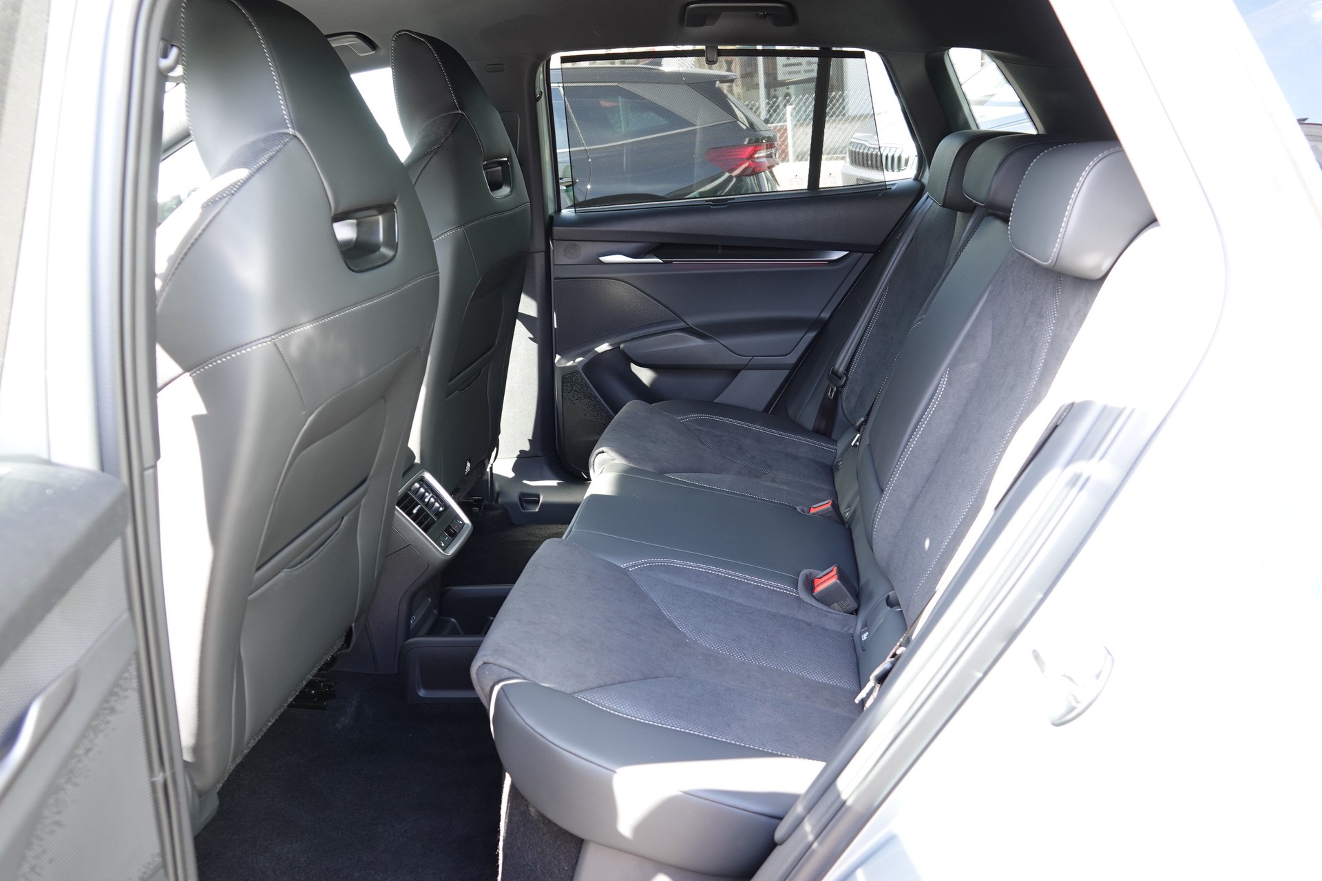 SKODA Elroq 85 SportLine 4x4 - 16