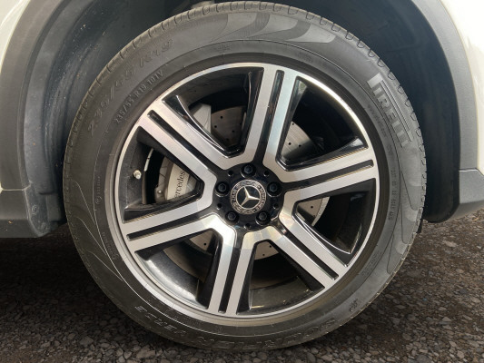 MERCEDES-BENZ GLC 300 e 4Matic - 8