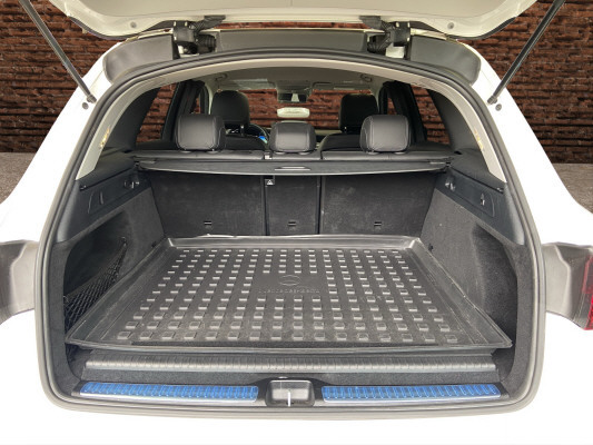 MERCEDES-BENZ GLC 300 e 4Matic - 7