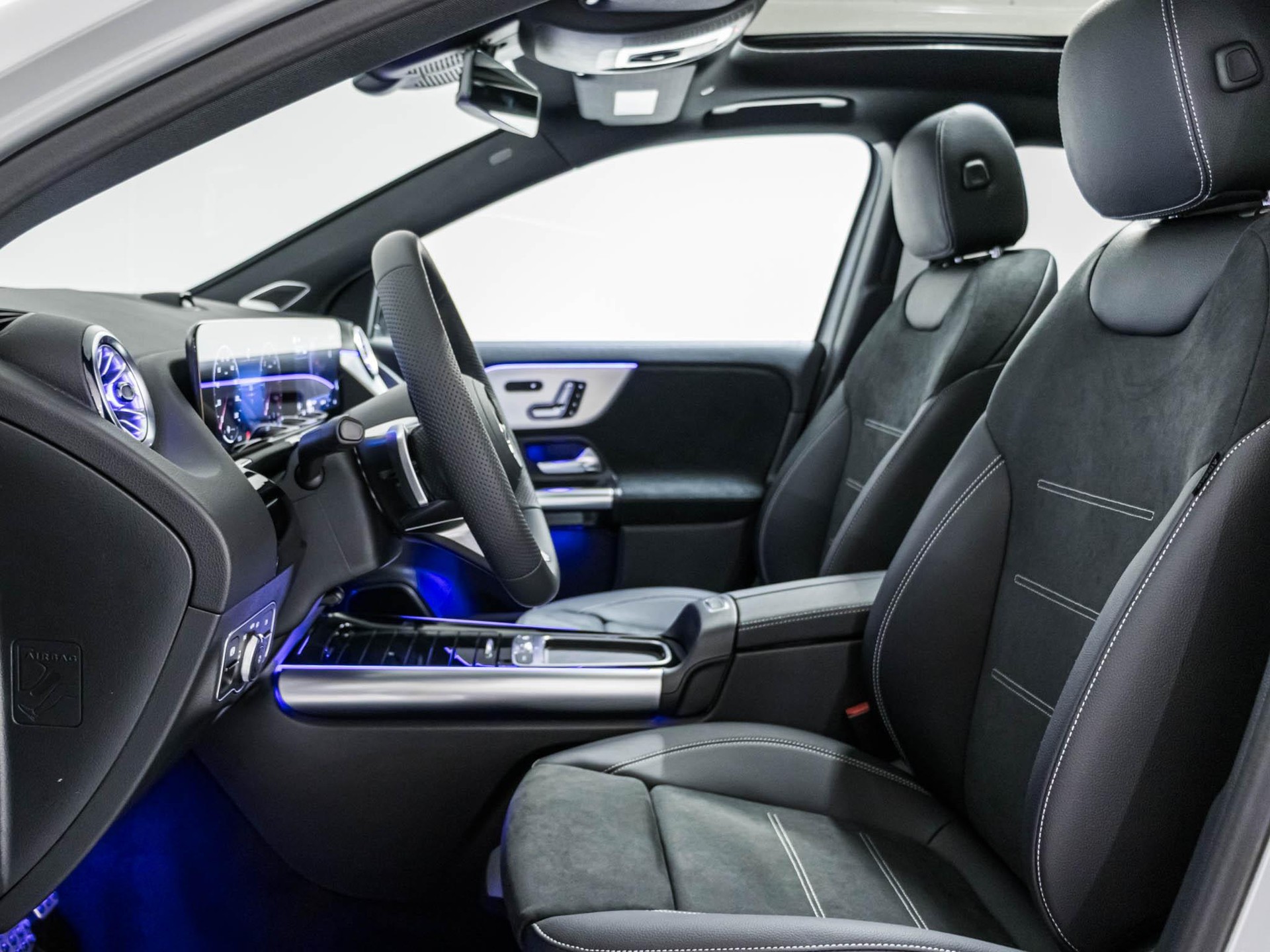 MERCEDES-BENZ GLA 220 d 4MATIC "Swiss Star" - 7