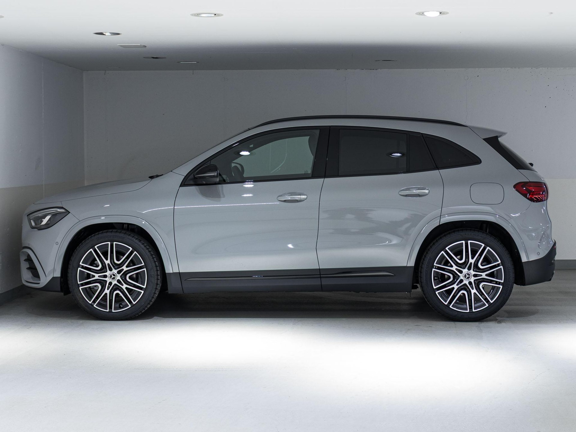 MERCEDES-BENZ GLA 220 d 4MATIC "Swiss Star" - 5