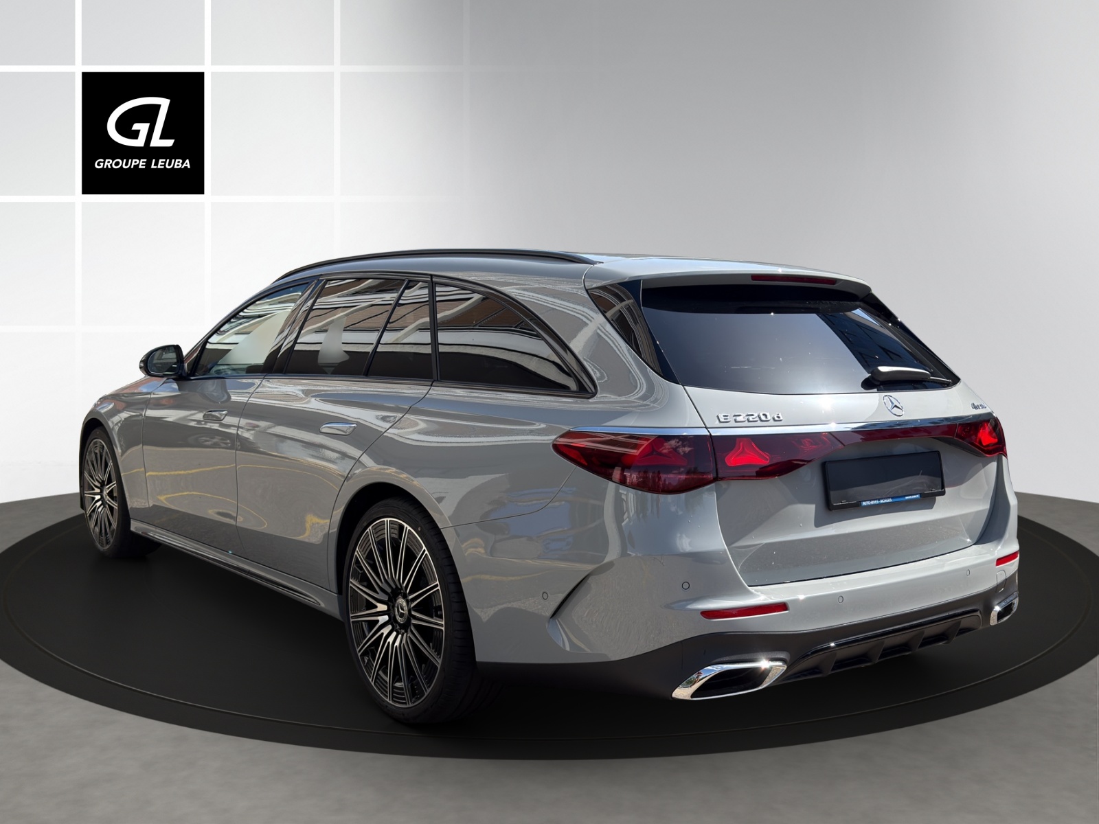MERCEDES-BENZ E 220 d T 4Matic 9G-Tronic - 4