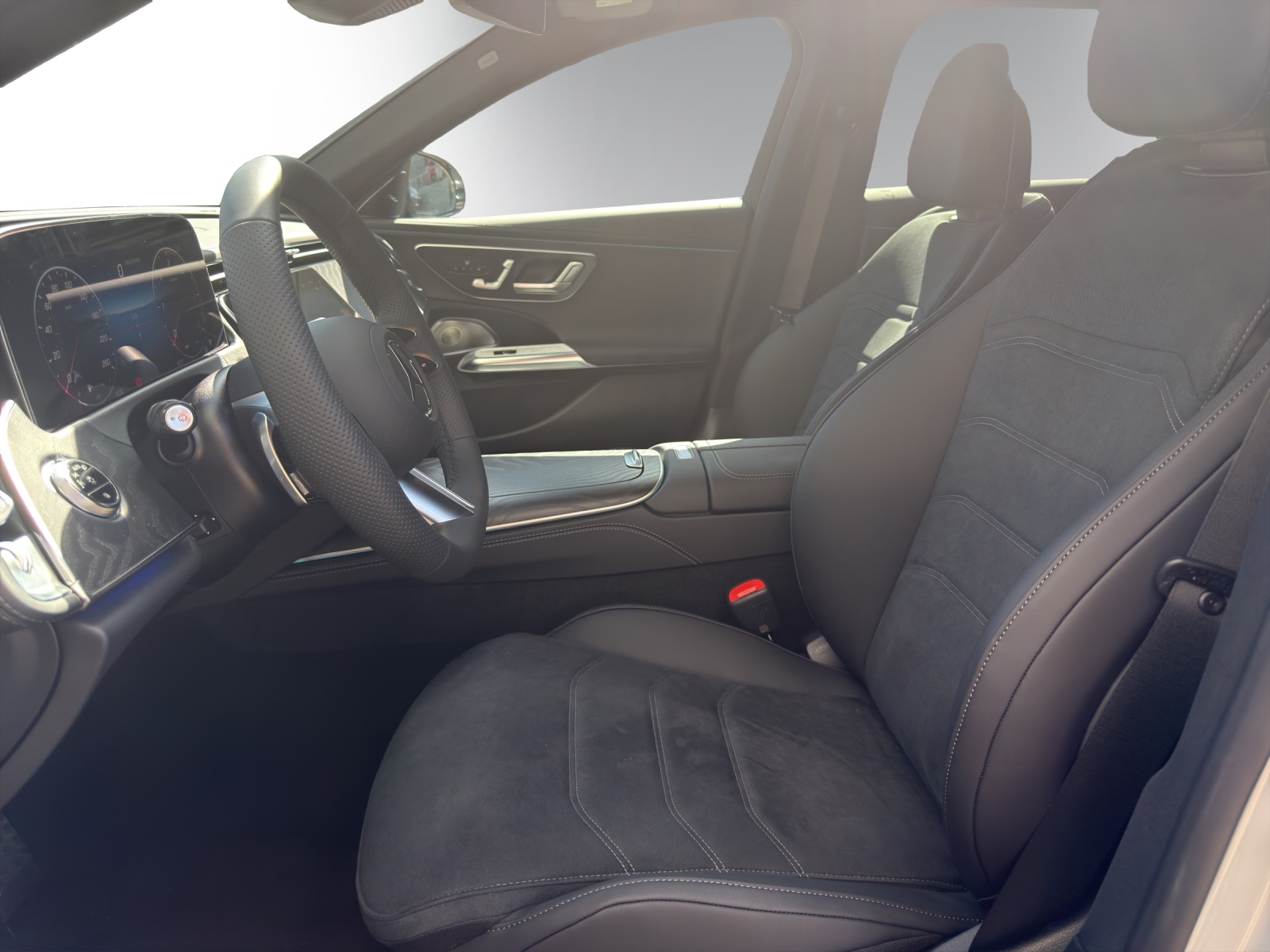 MERCEDES-BENZ E 220 d T 4Matic 9G-Tronic - 8