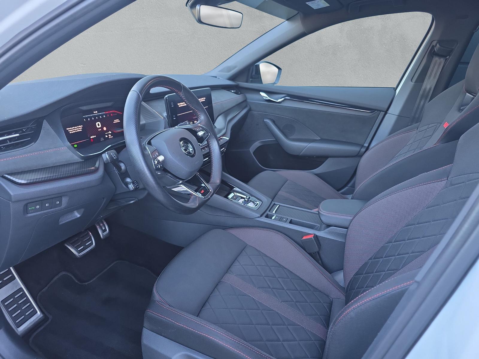 SKODA Octavia Combi 2.0 TSI RS DSG (CH) - 12