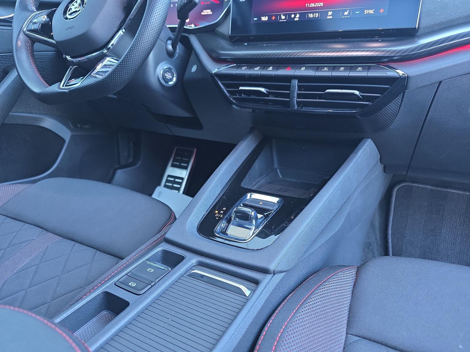 SKODA Octavia Combi 2.0 TSI RS DSG (CH) - 15