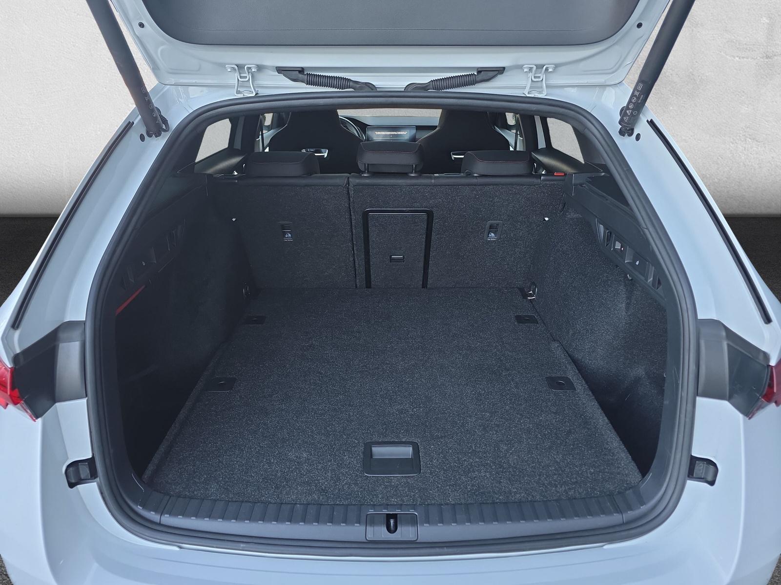SKODA Octavia Combi 2.0 TSI RS DSG (CH) - 11