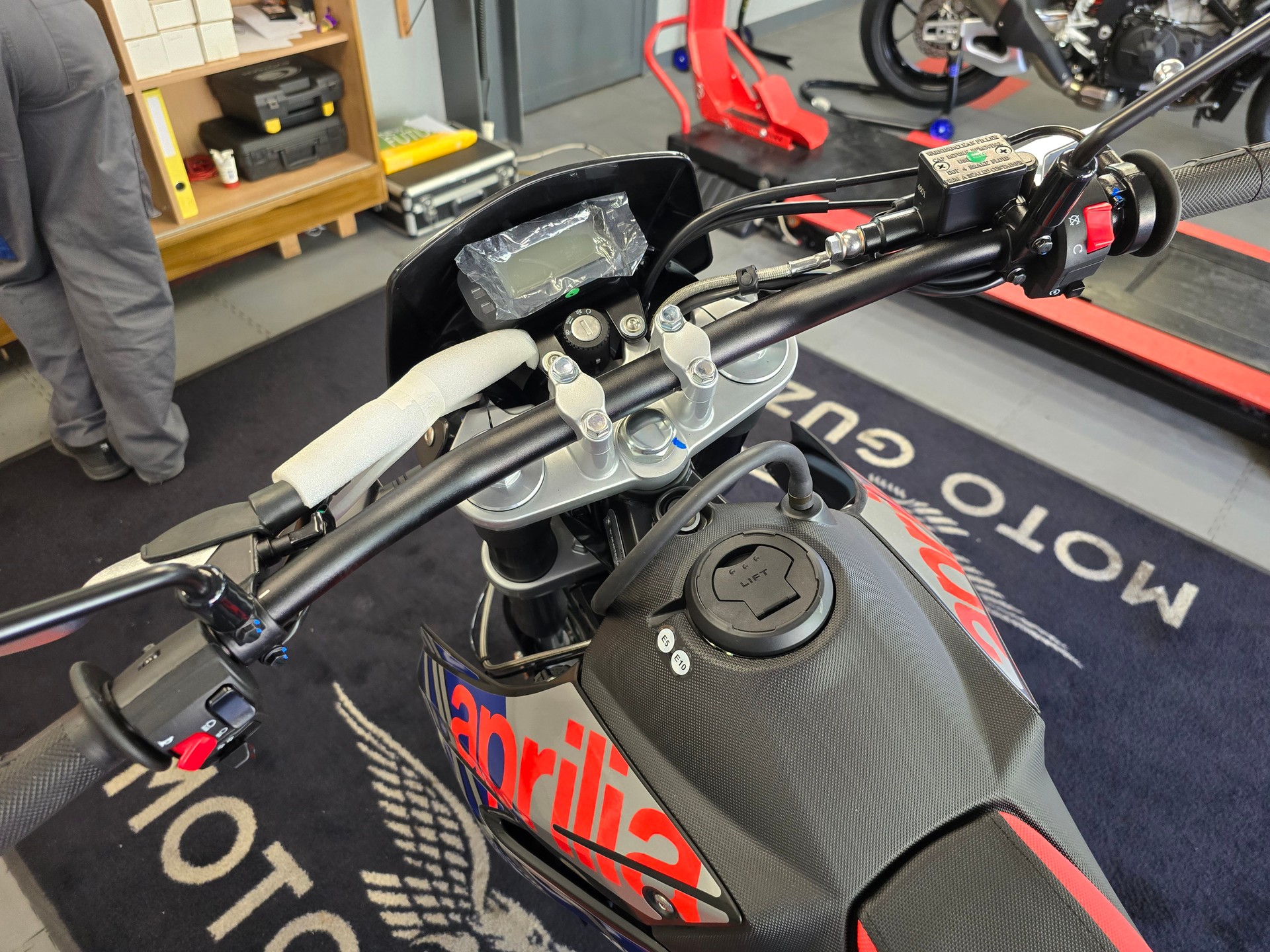 APRILIA SX 125 - 9