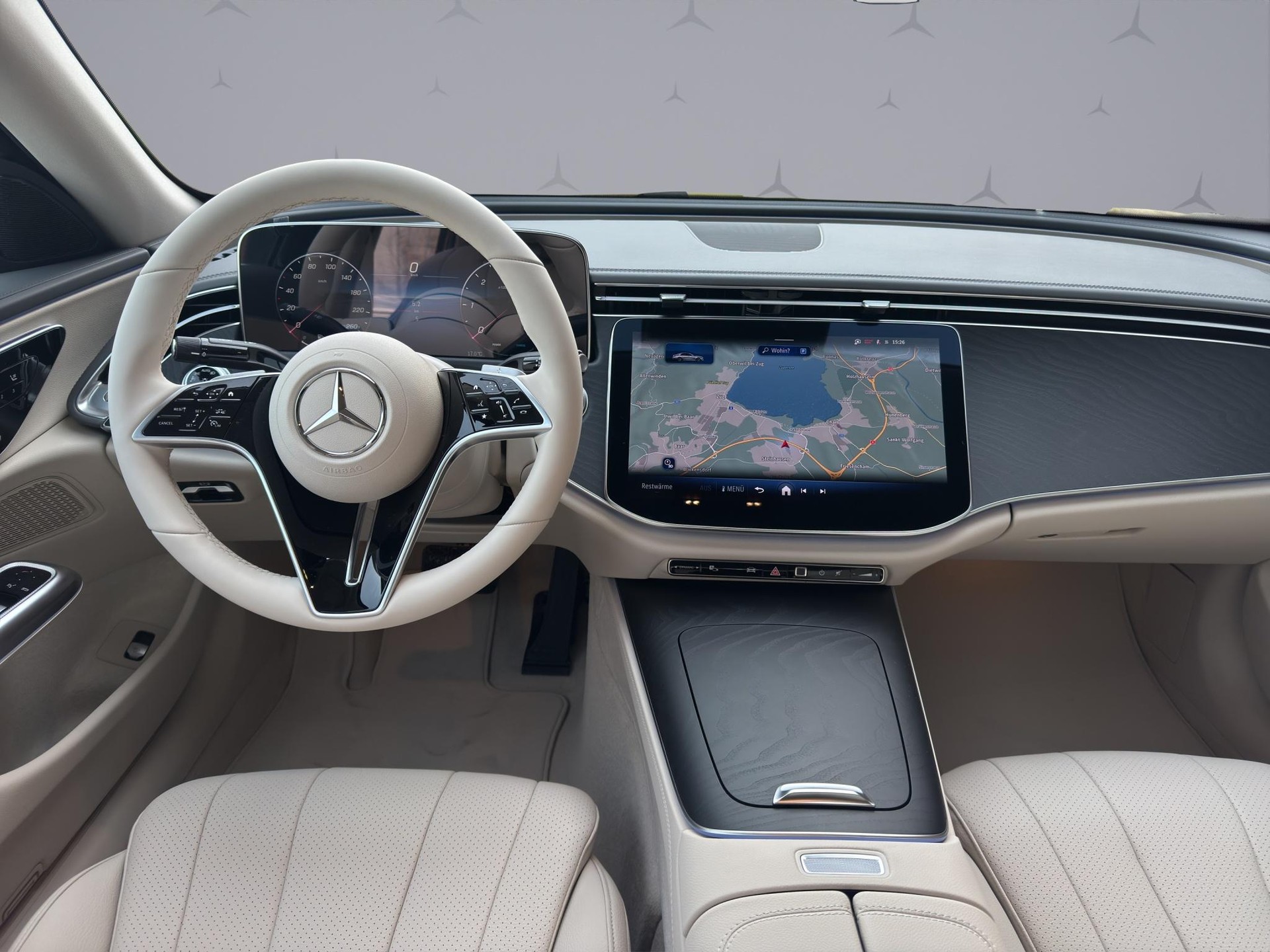 MERCEDES-BENZ E 220 d Avantgarde 4matic - 14
