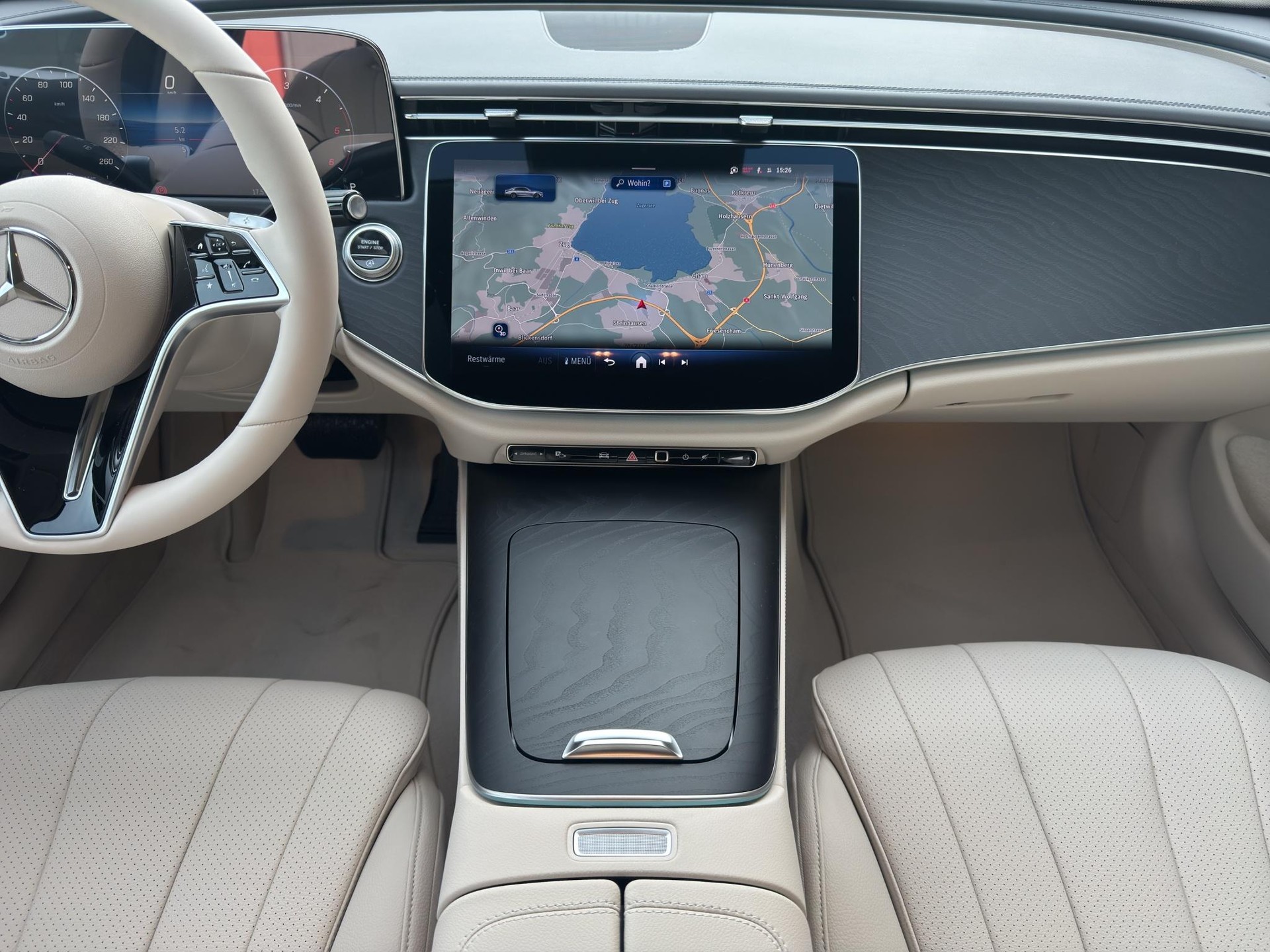 MERCEDES-BENZ E 220 d Avantgarde 4matic - 15