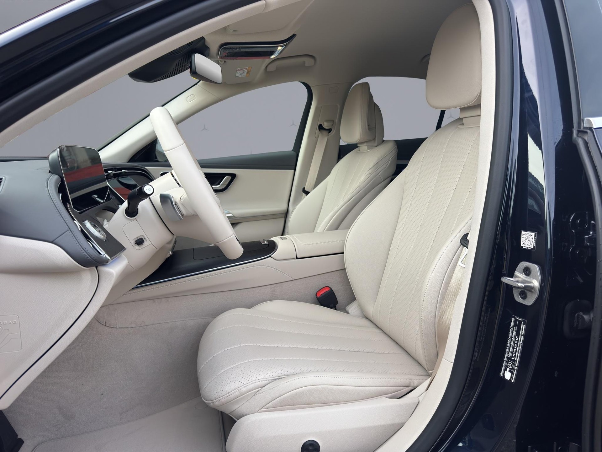 MERCEDES-BENZ E 220 d Avantgarde 4matic - 10