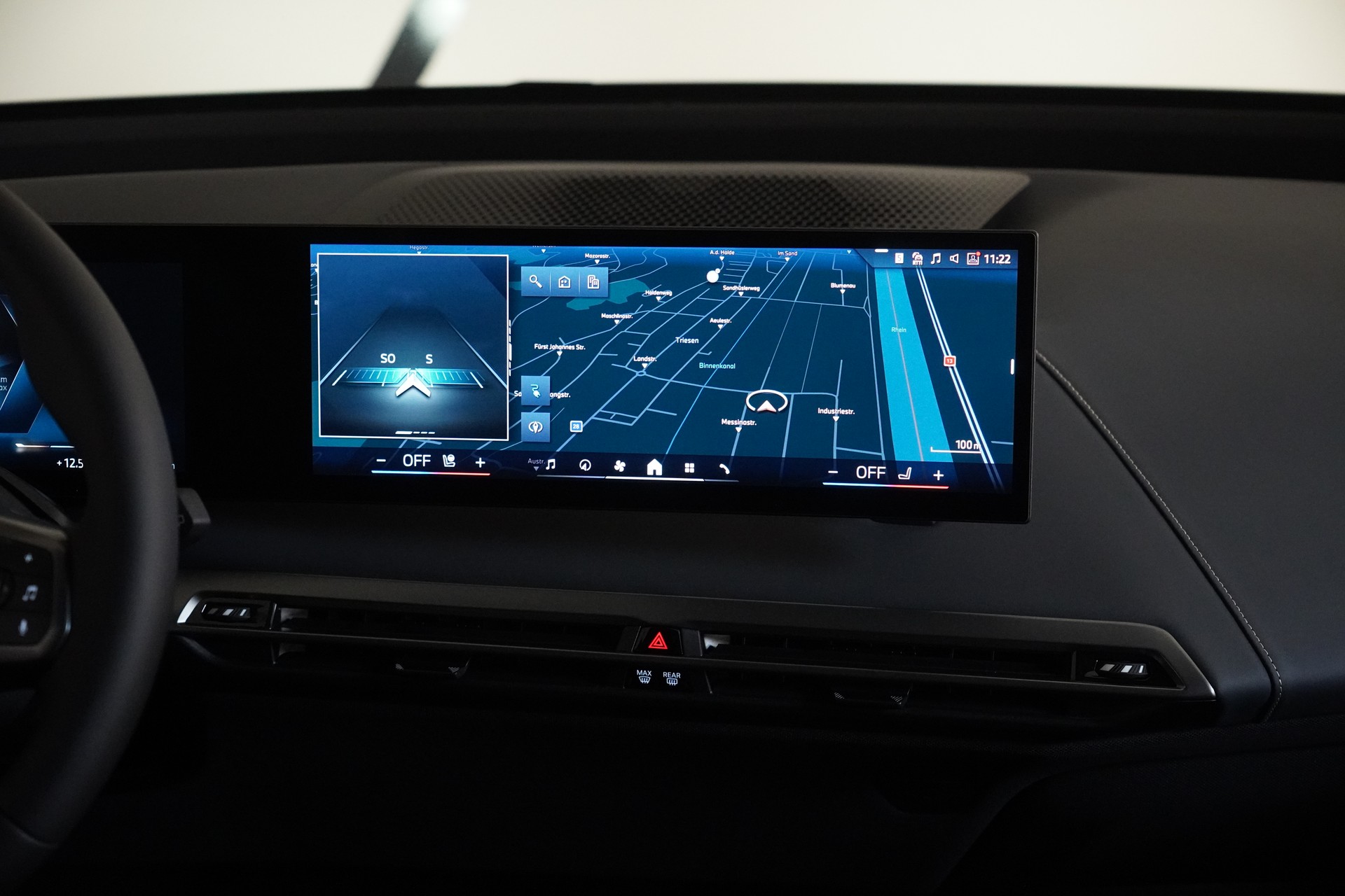 BMW iX xDrive45 M Sport Pro - 19
