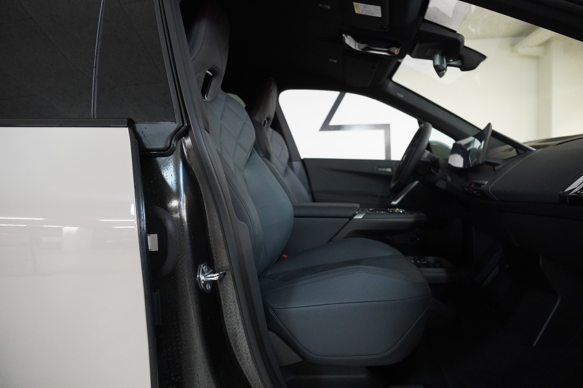 BMW iX xDrive45 M Sport Pro - 14