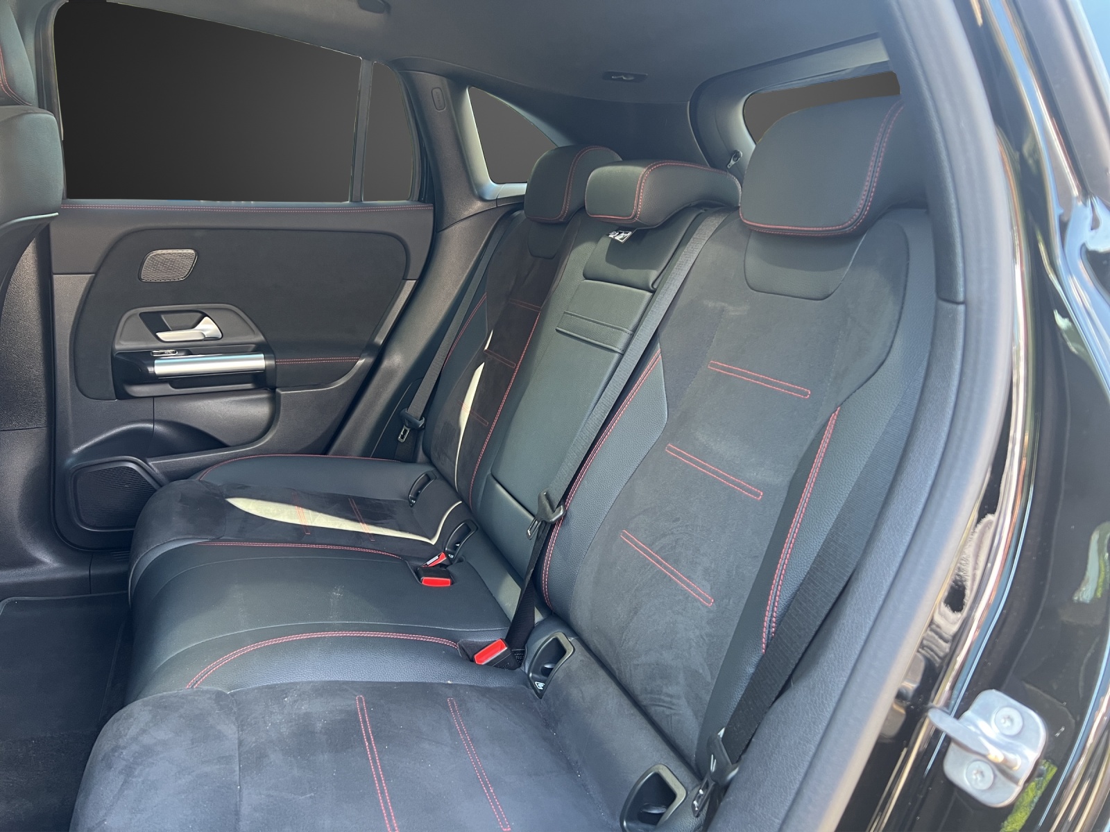 MERCEDES-BENZ EQA 350 AMG Line 4Matic - 12