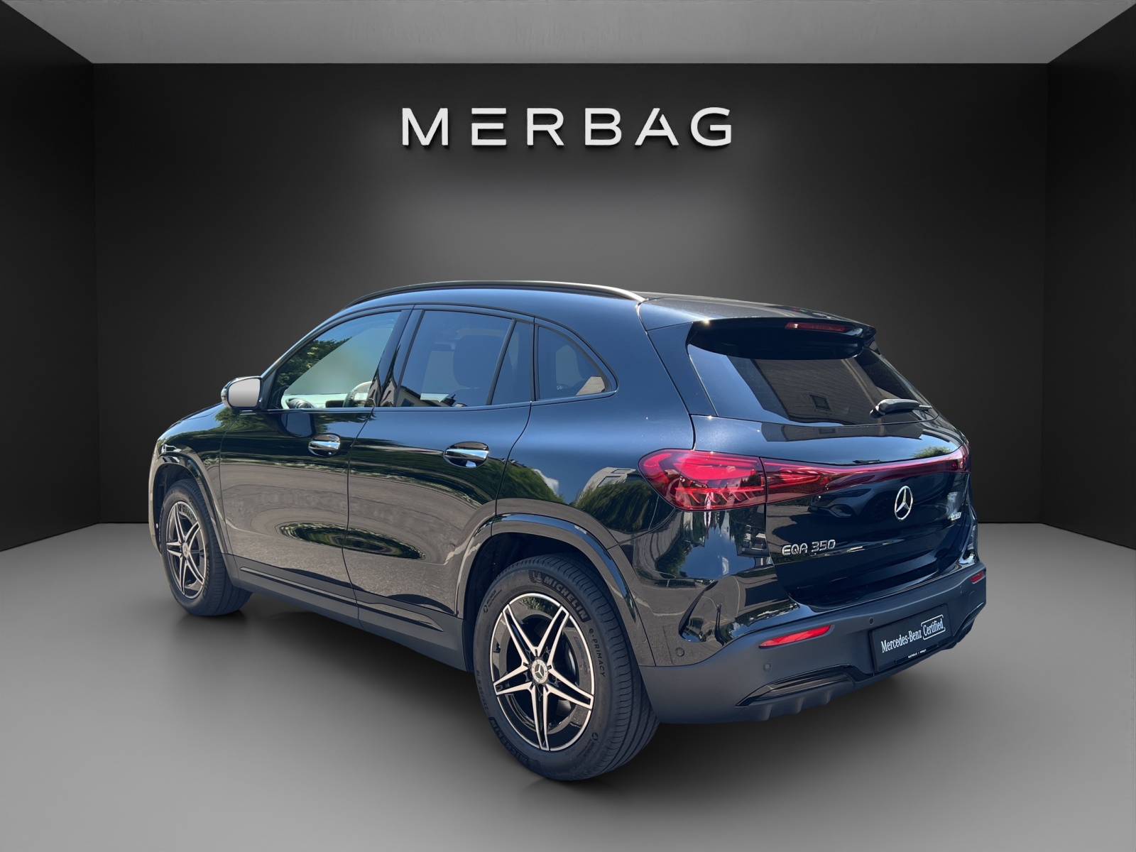 MERCEDES-BENZ EQA 350 AMG Line 4Matic - 5