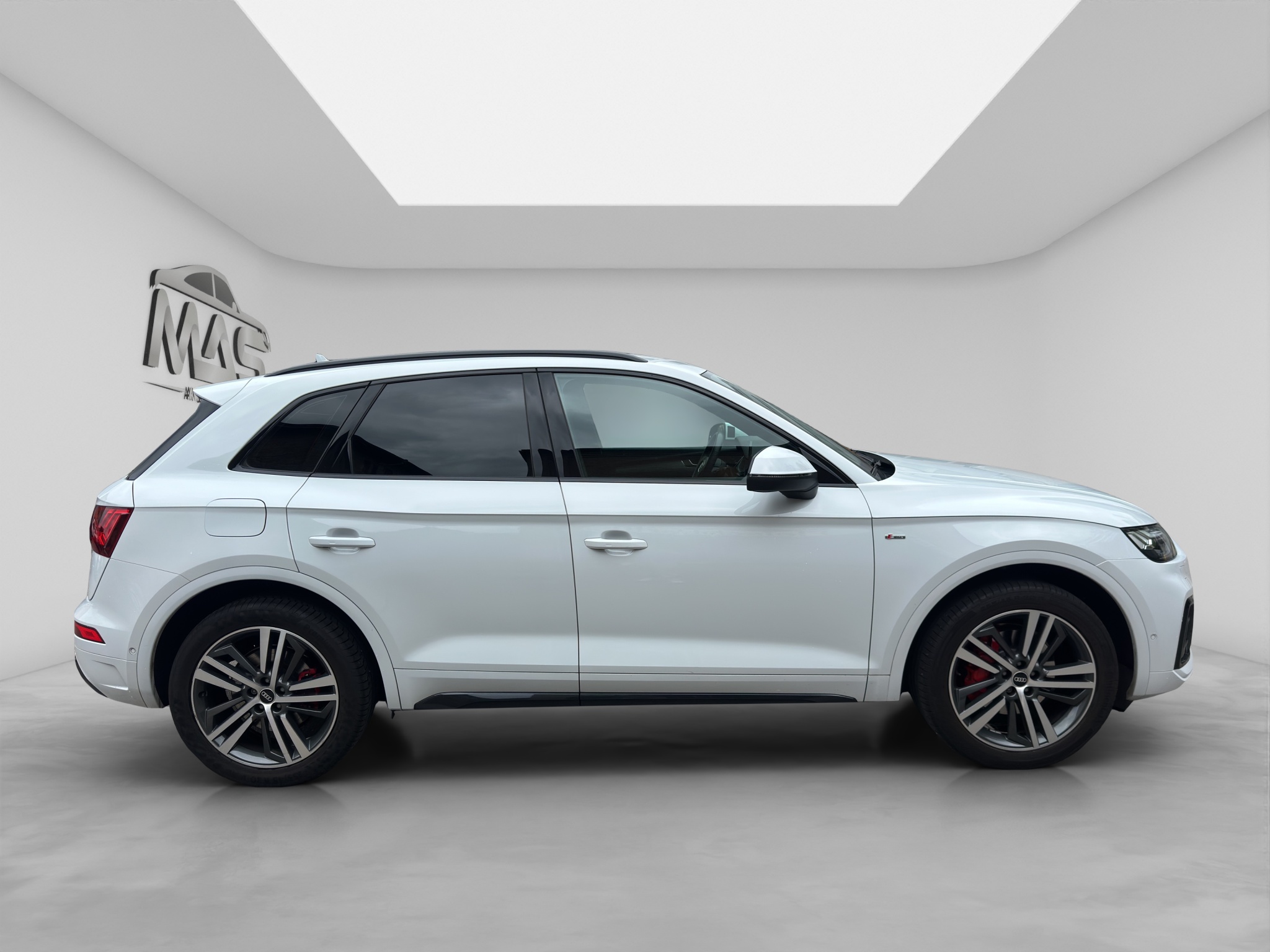 AUDI Q5 7