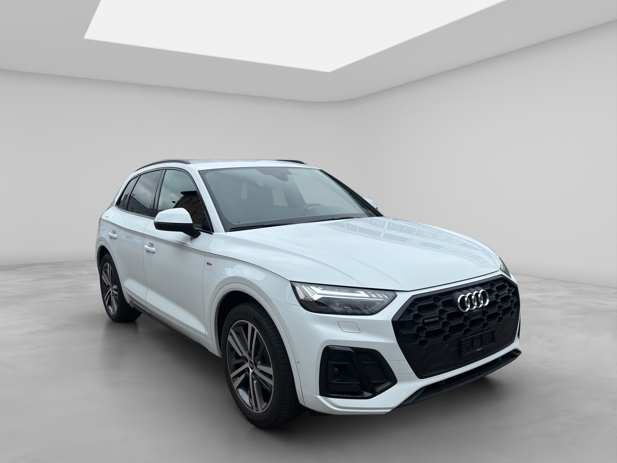 AUDI Q5 8