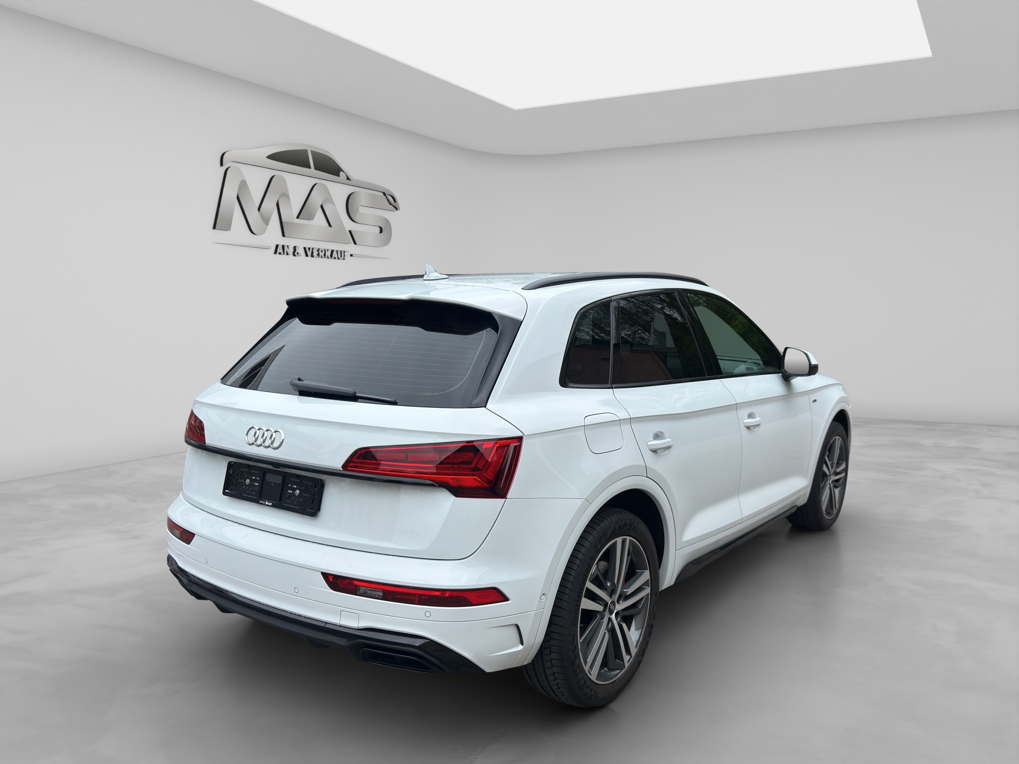AUDI Q5 6
