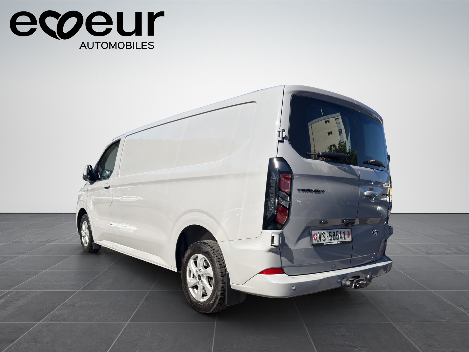 FORD Transit Custom Van 320 L2H1 Limited Automat 4x4 - 3