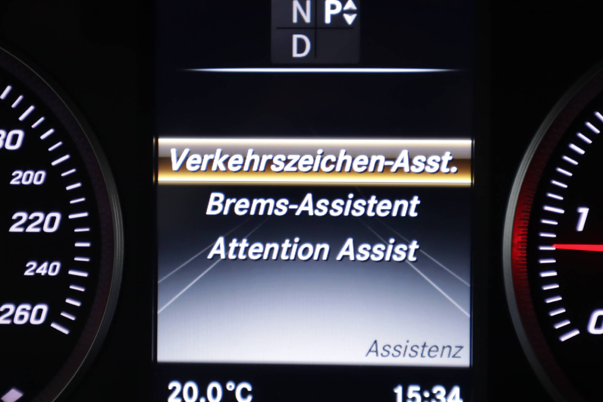 MERCEDES-BENZ GLC 220 d 4m-11
