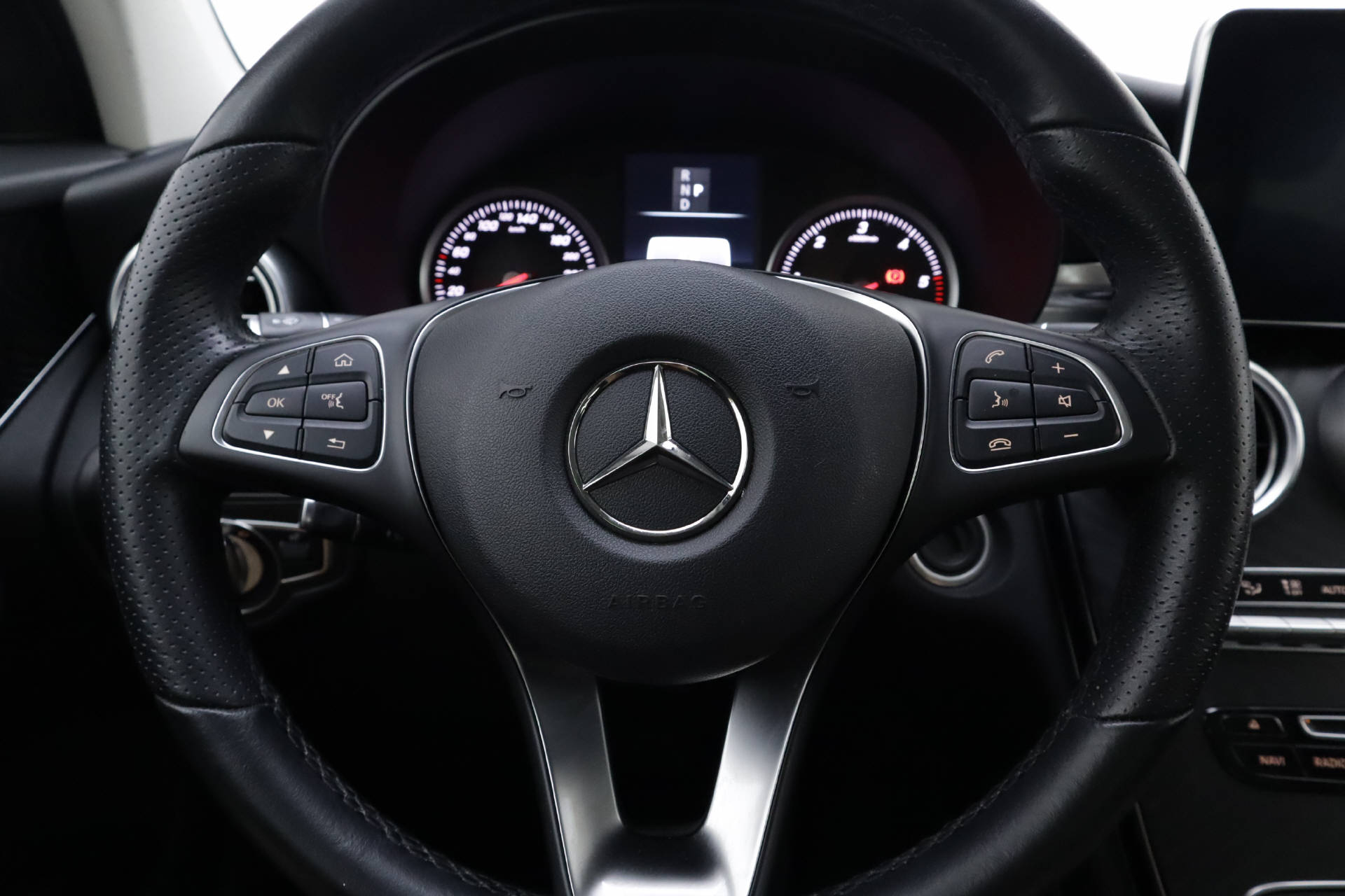 MERCEDES-BENZ GLC 220 d 4m-7
