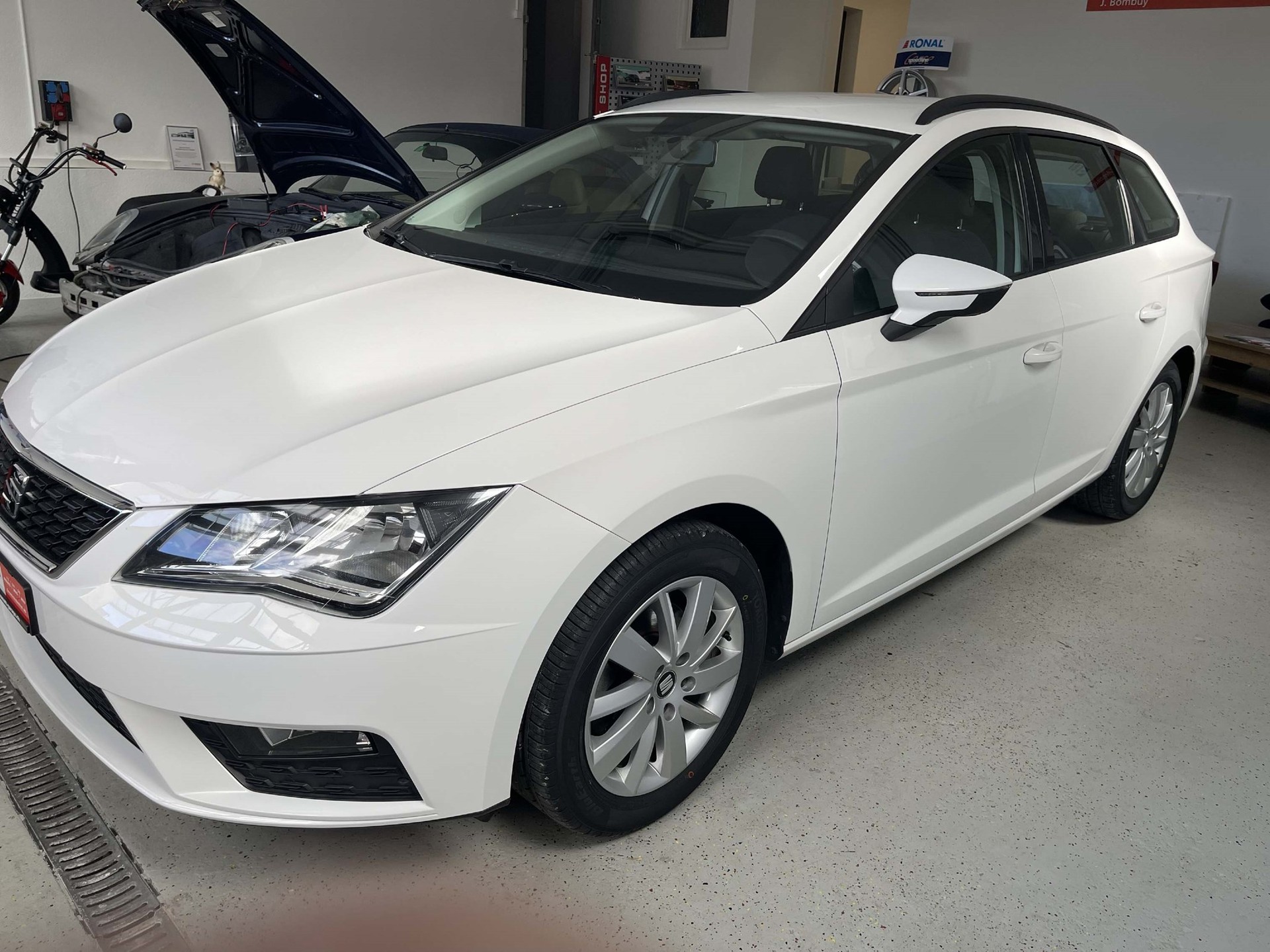 SEAT Leon ST 1.4 TGI Reference - 3