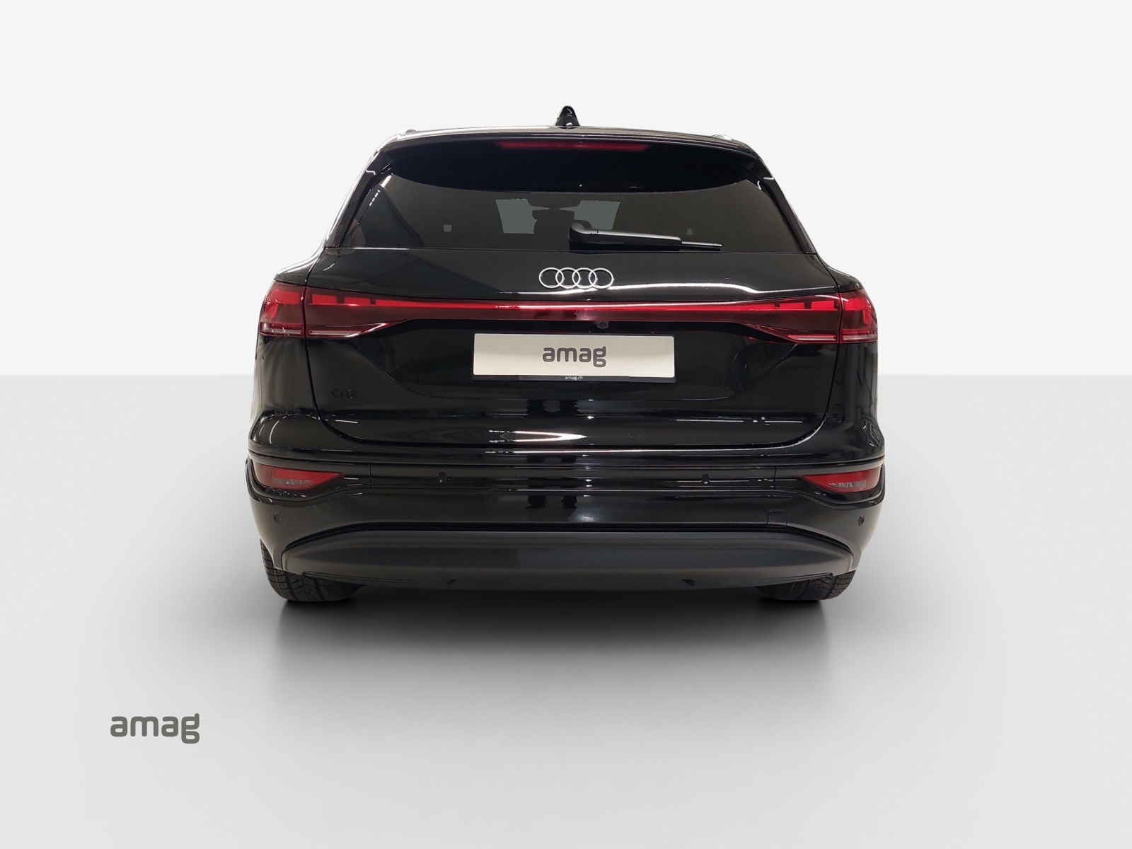 AUDI Q6 e-tron quattro - 4