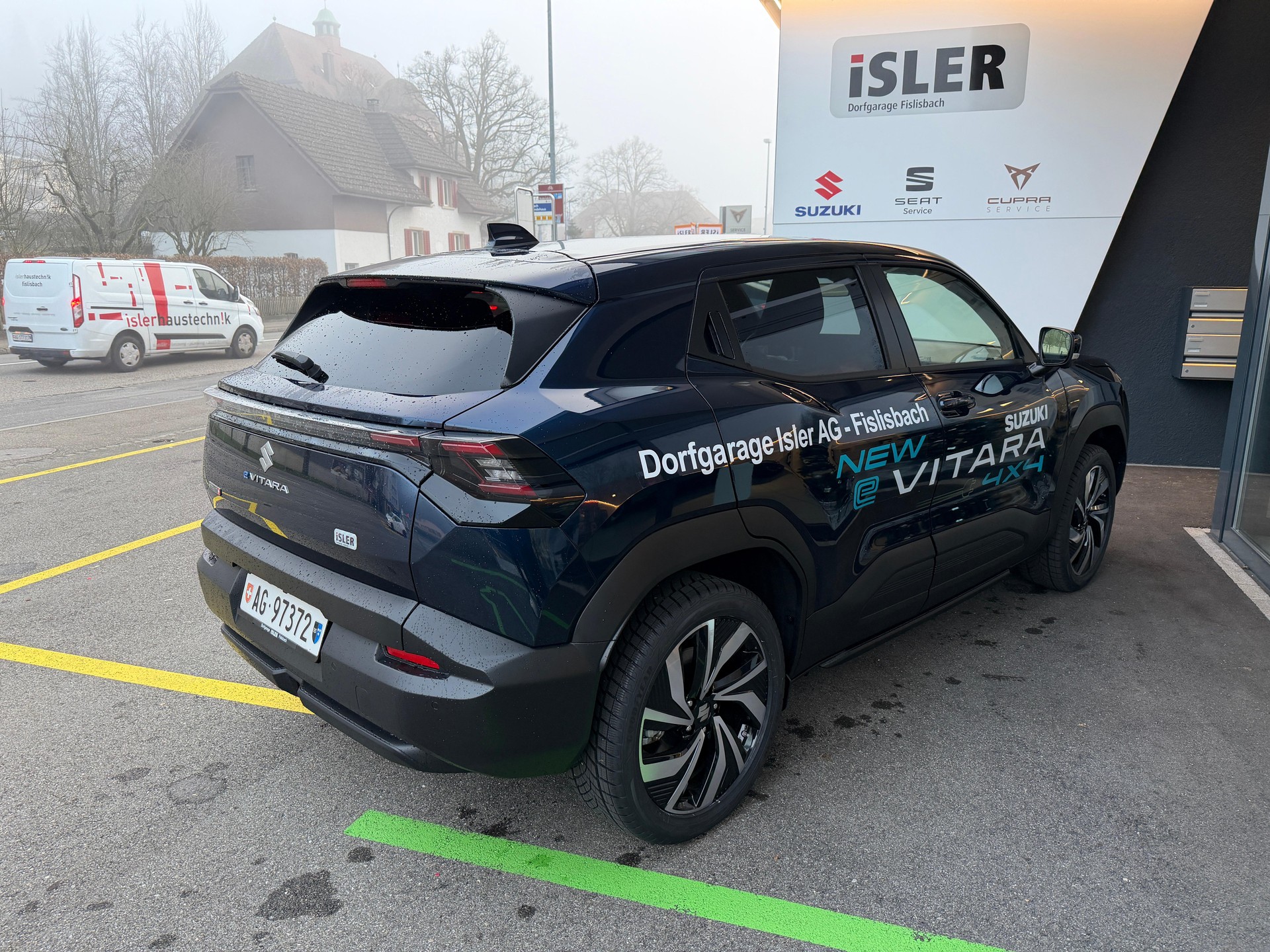 SUZUKI e Vitara Compact Top 4x4 - 6