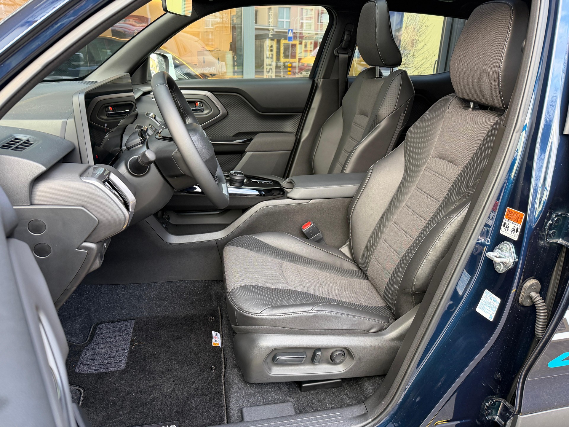 SUZUKI e Vitara Compact Top 4x4 - 9