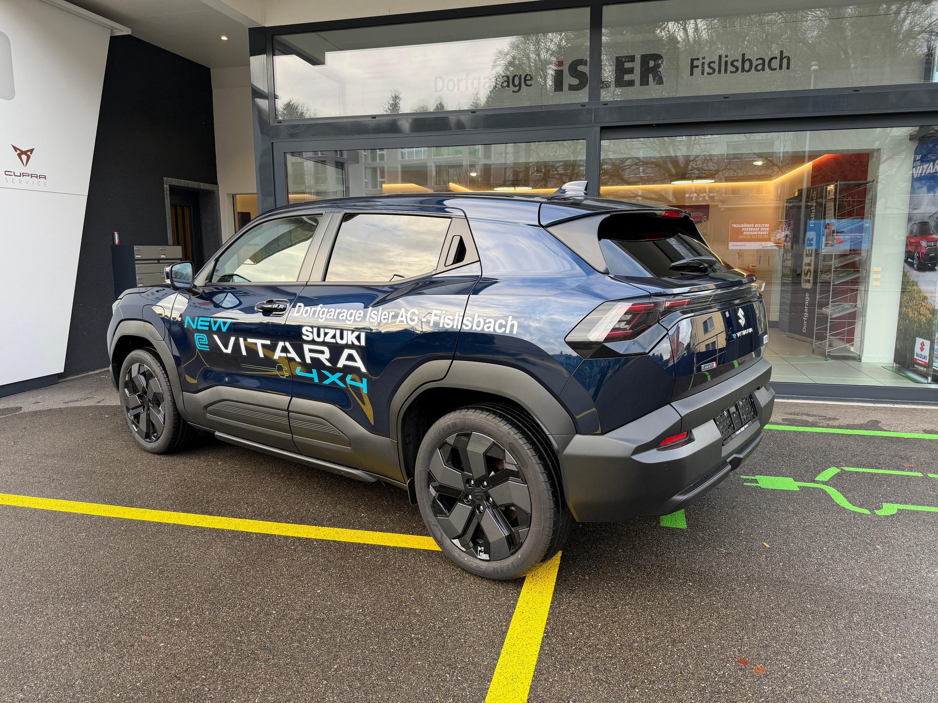 SUZUKI e Vitara Compact Top 4x4 - 4