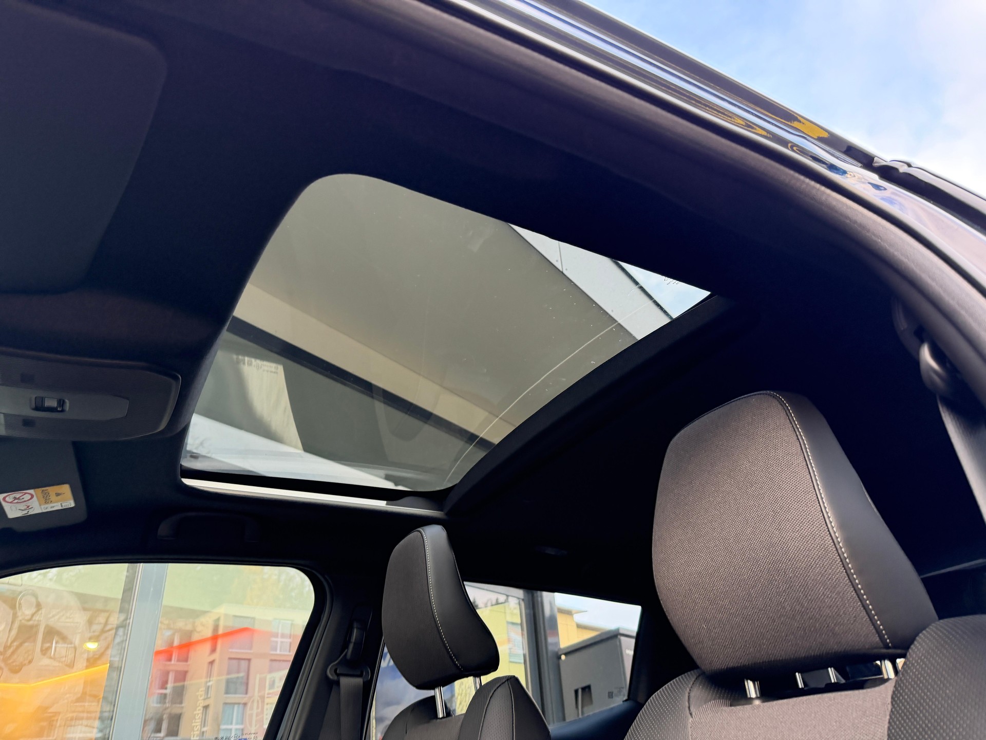 SUZUKI e Vitara Compact Top 4x4 - 10