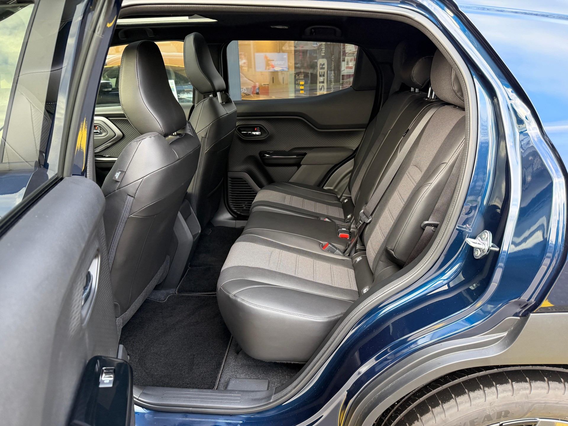 SUZUKI e Vitara Compact Top 4x4 - 8