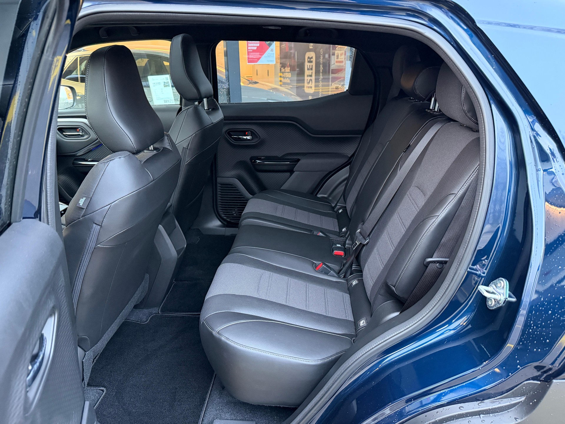 SUZUKI e Vitara Compact Top 4x4 - 8