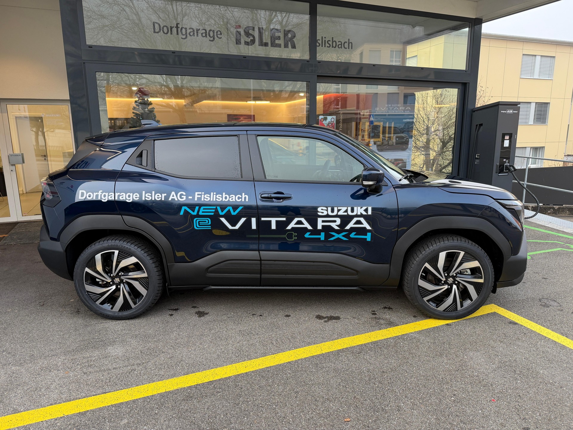 SUZUKI e Vitara Compact Top 4x4 - 2