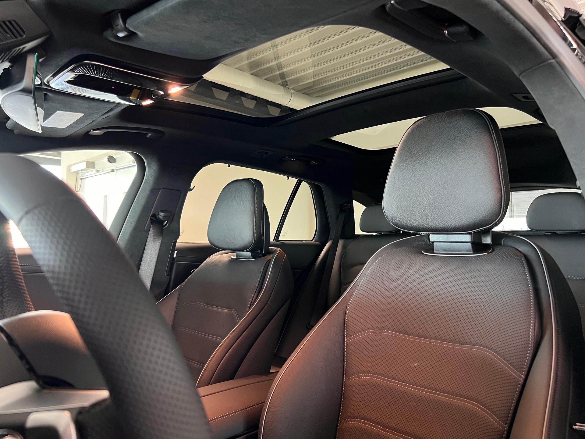 MERCEDES-BENZ E 450 T 9G-Tronic 4Matic - 13