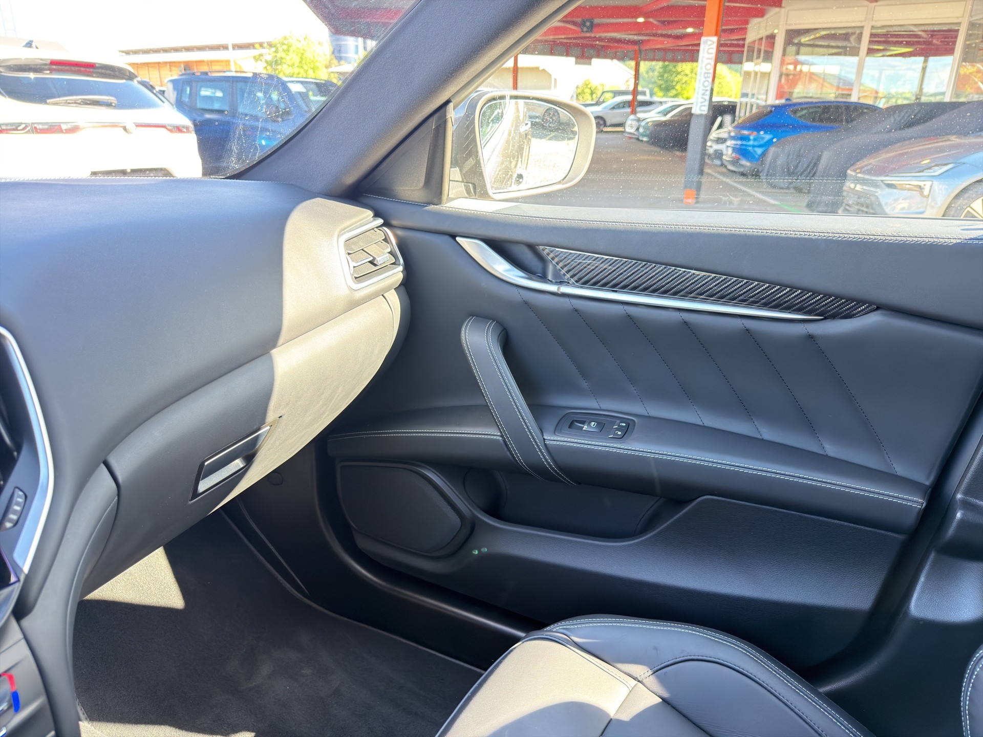 MASERATI Ghibli 3.0 V6 S GranSport Premium Sky Q4 - 51