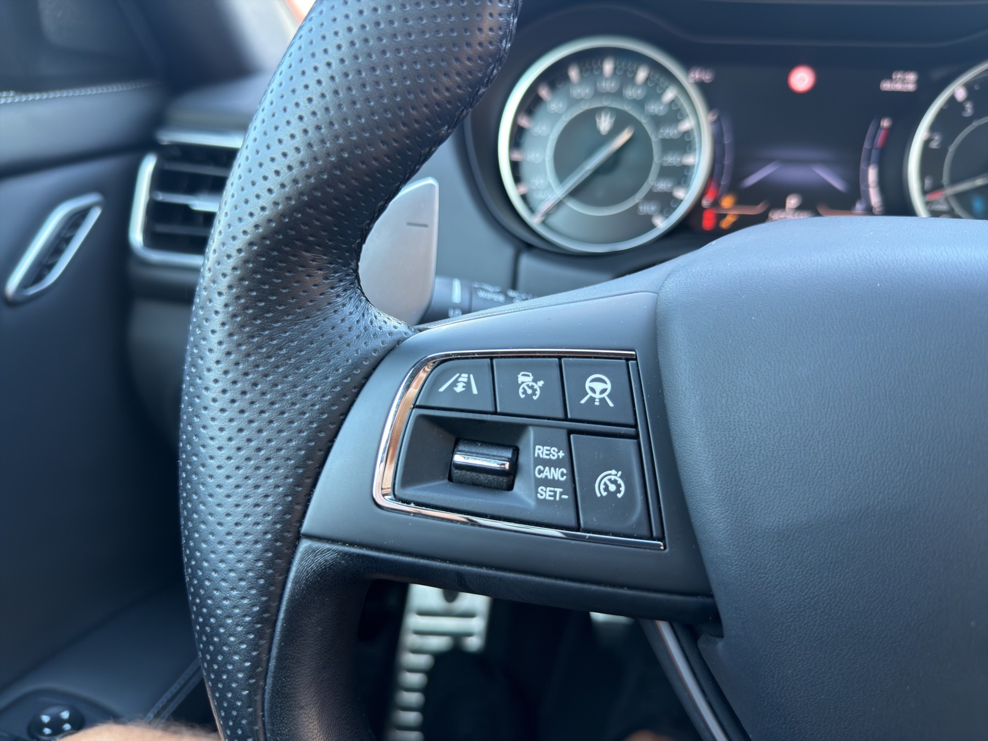 MASERATI Ghibli 3.0 V6 S GranSport Premium Sky Q4 - 46