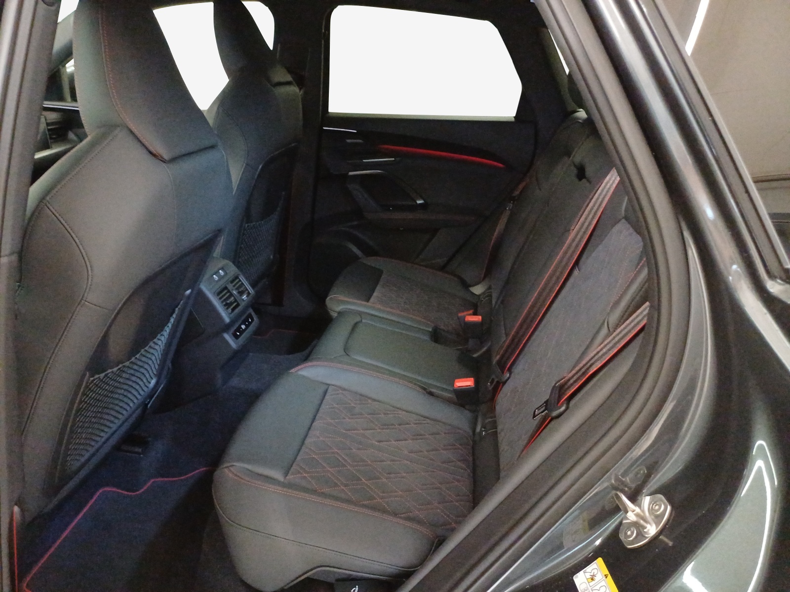 AUDI Q5 TDI quattro 150 kW S-tronic - 12