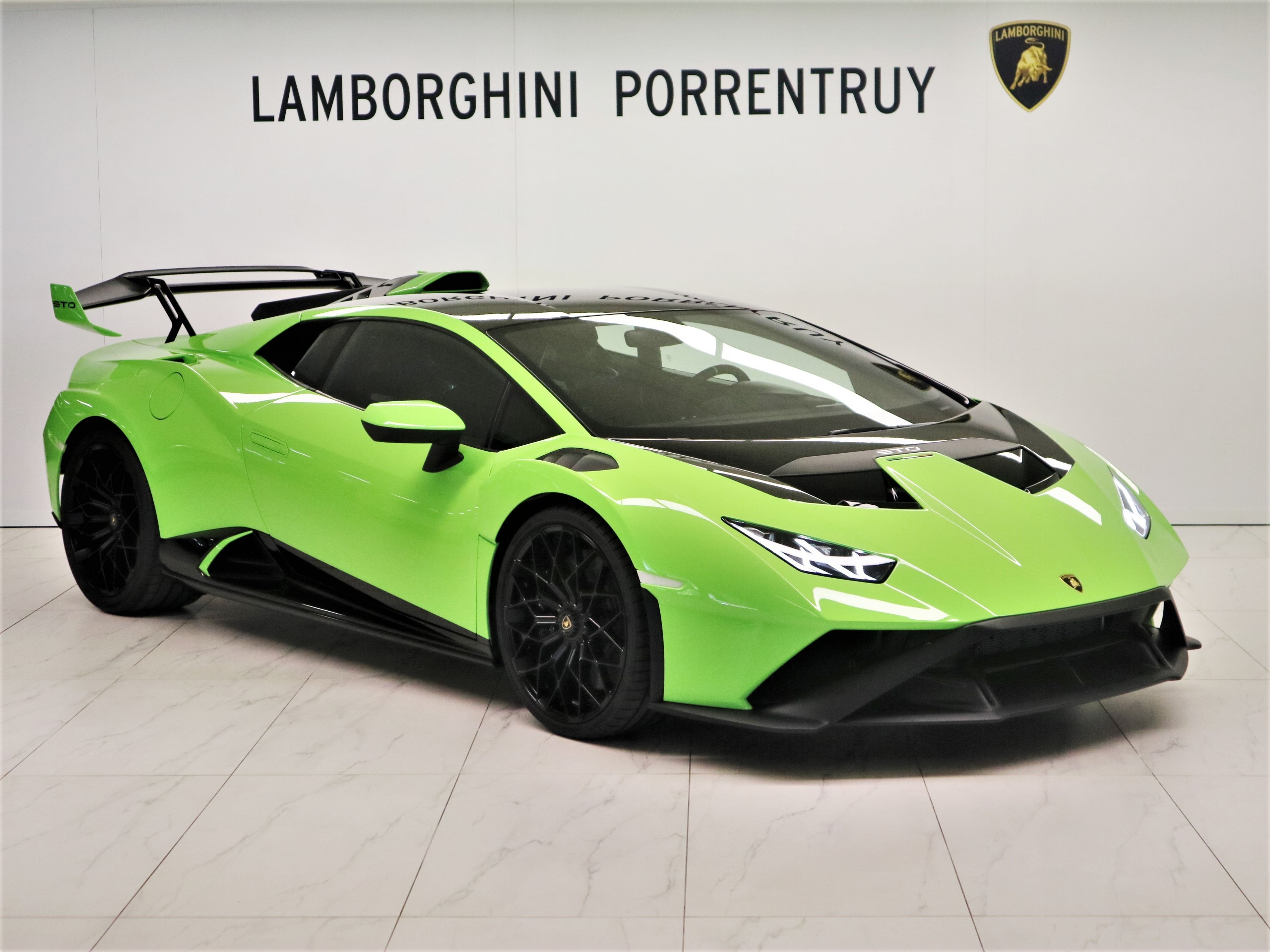 Huracan STO Coupé DCT RWD