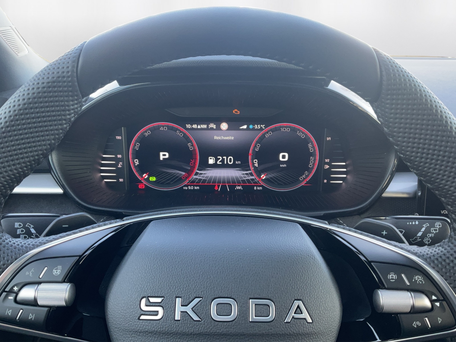 SKODA Fabia 1.5 TSI Monte Carlo DSG - 8