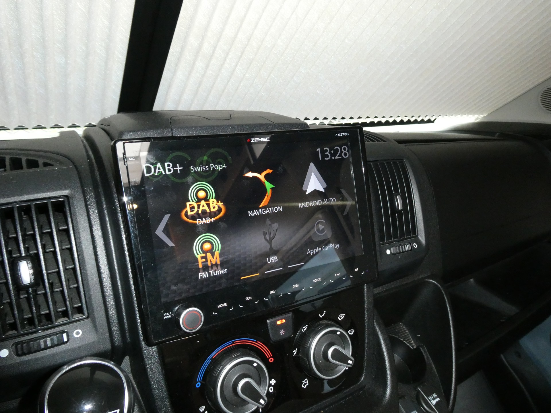 PÖSSL Trenta 640 Aut. 9 rapports - 15