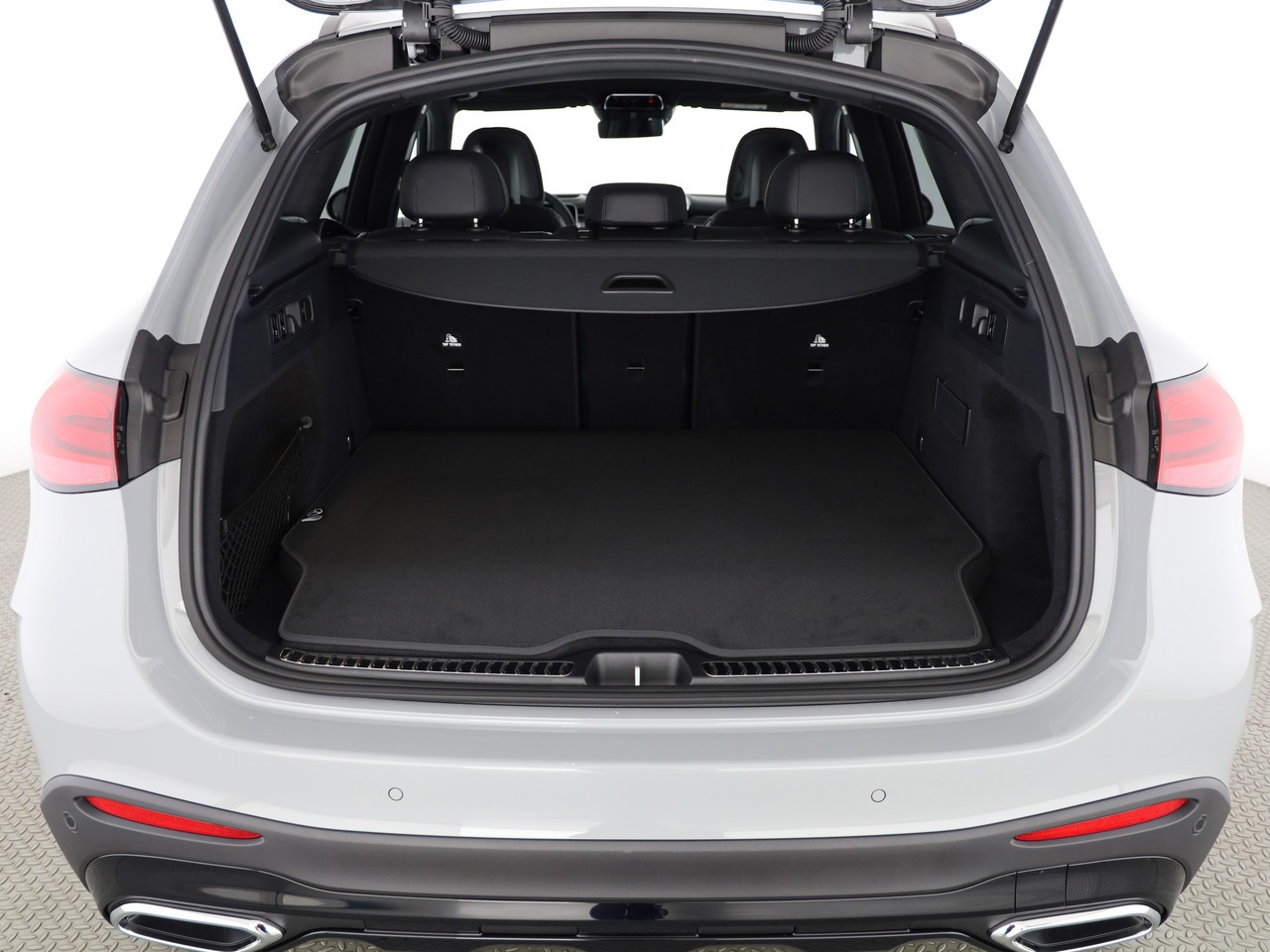 MERCEDES-BENZ GLC 400 e 4Matic 9G-Tronic - 24